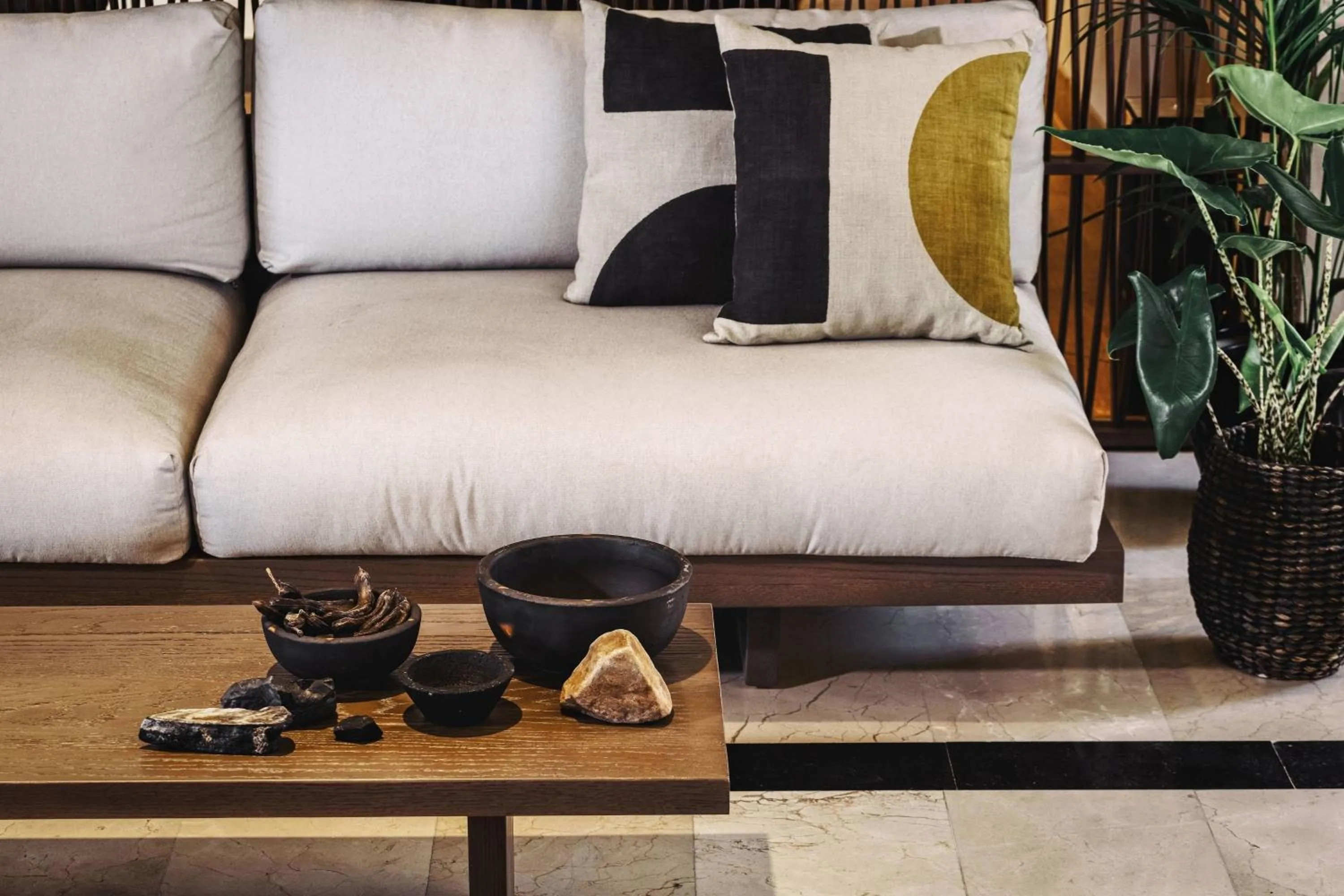 Lounge or bar in Domes of Elounda, Autograph Collection