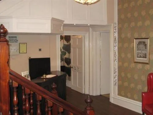 Lobby or reception in Canterbury Hotel Cottages and Apartment's