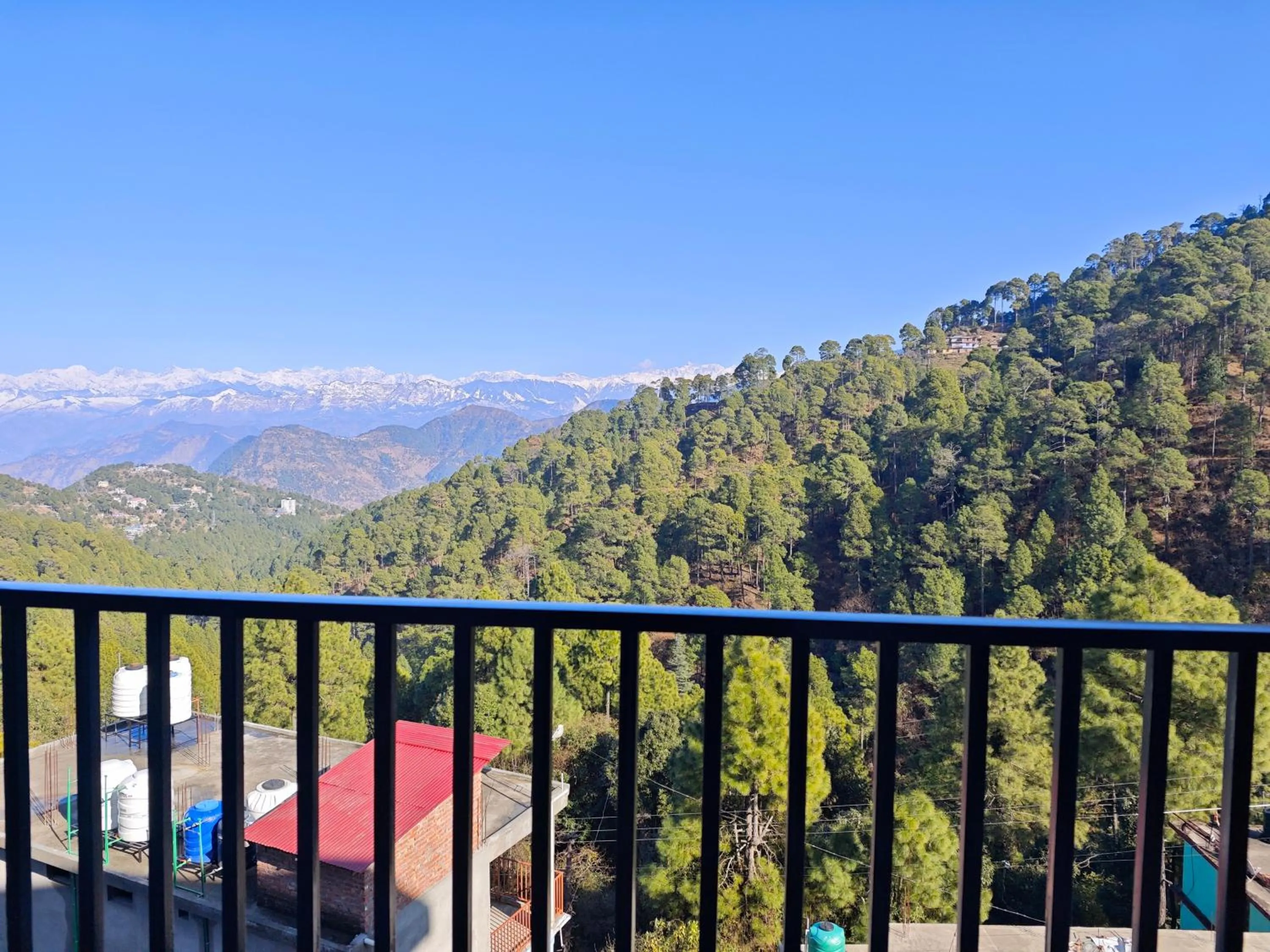 Hotel Pines & Peaks Dalhousie