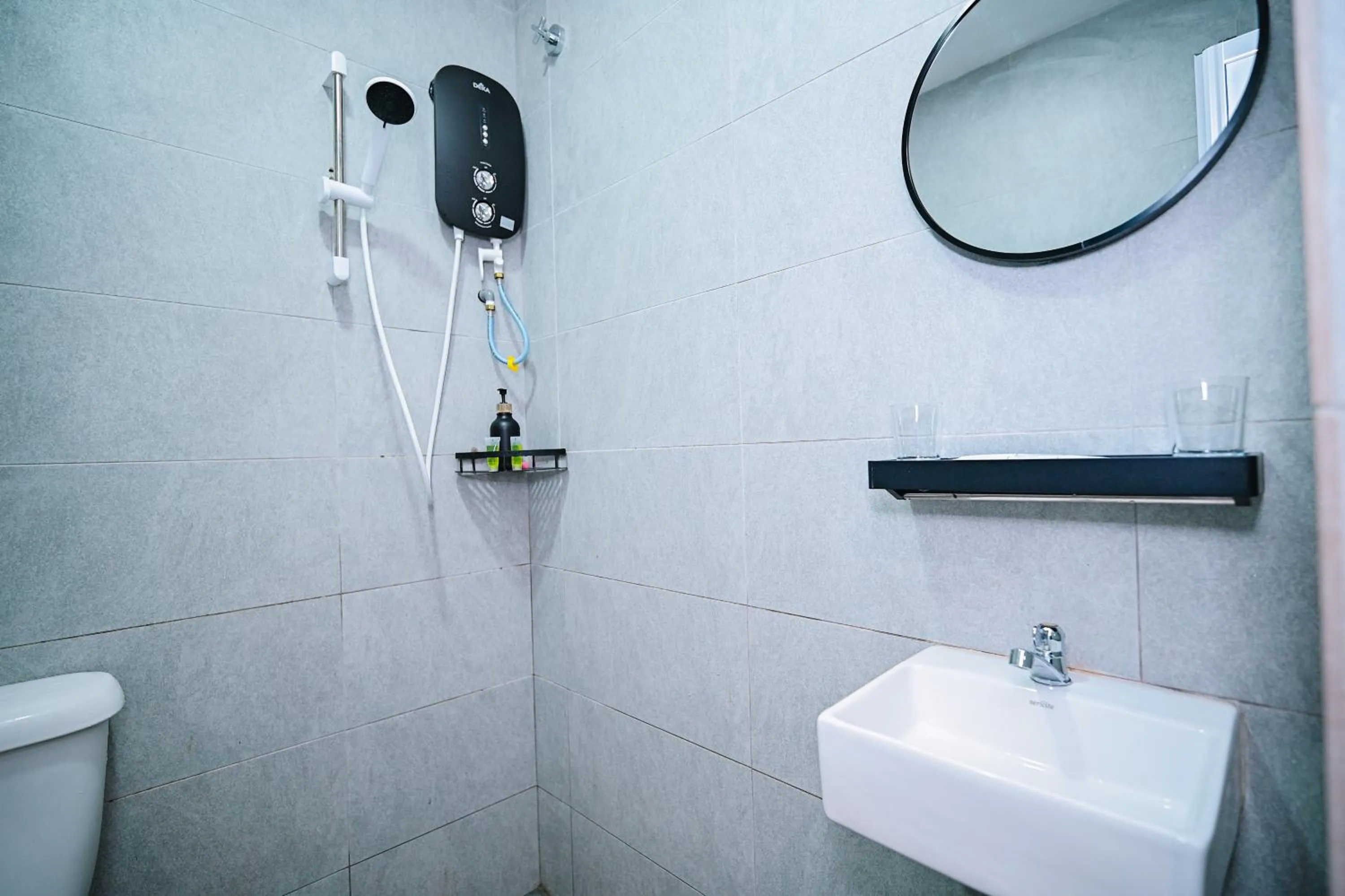 Shower in Swing & Pillows - Putrajaya Selangor