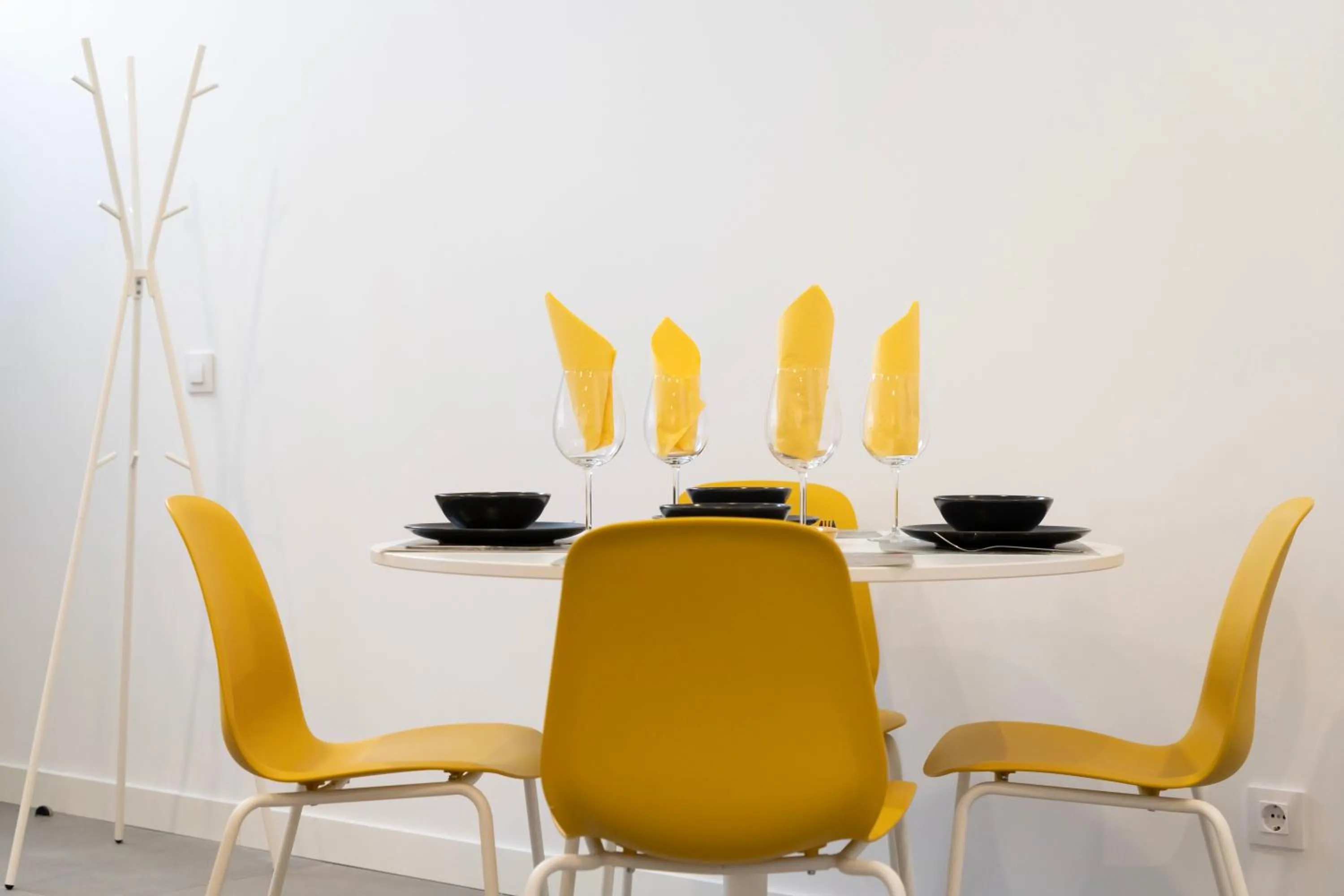 Dining area in Dobo Madrid Cochabamba