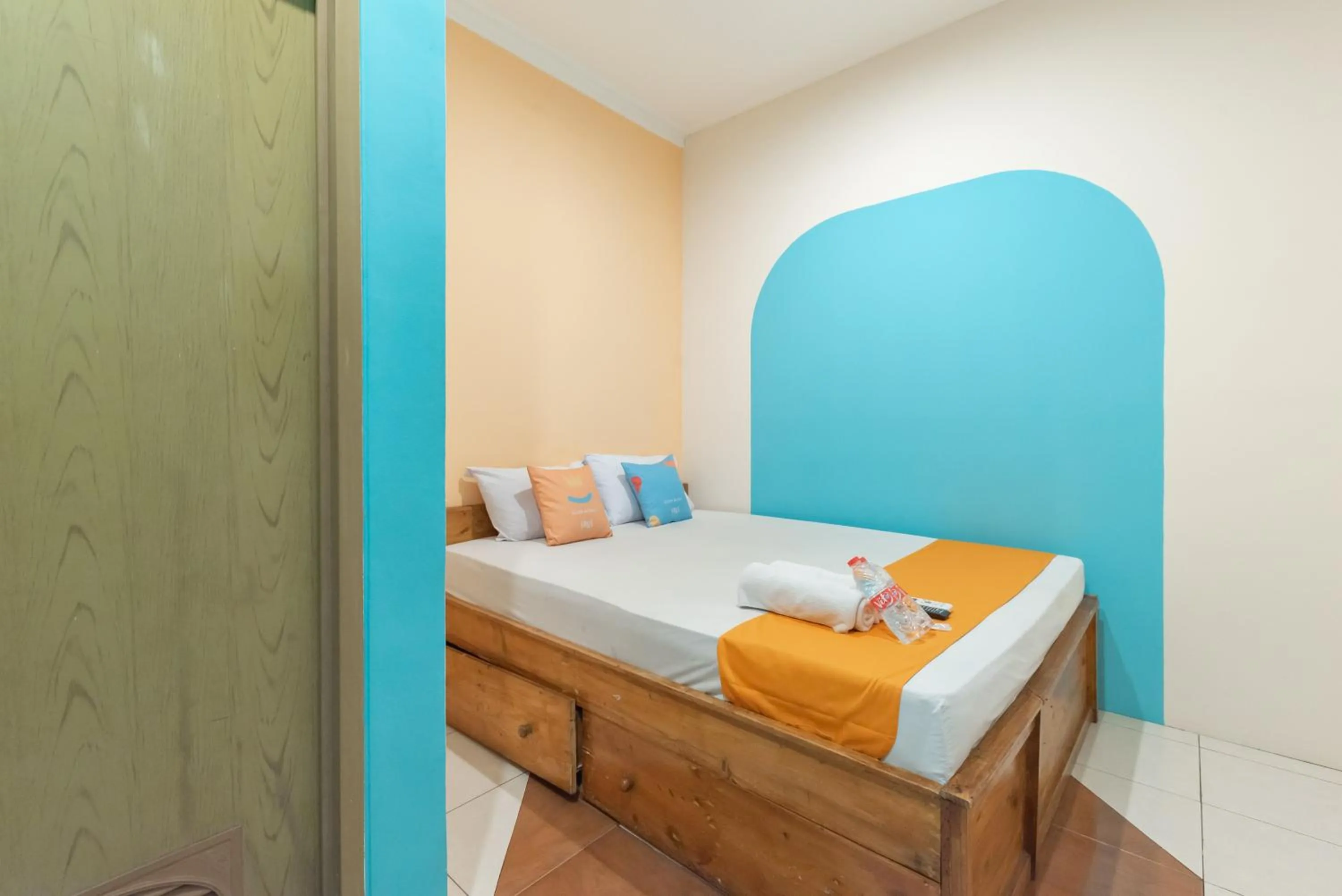 Bedroom, Bed in Sans Stay Skyland Pasteur Bandung