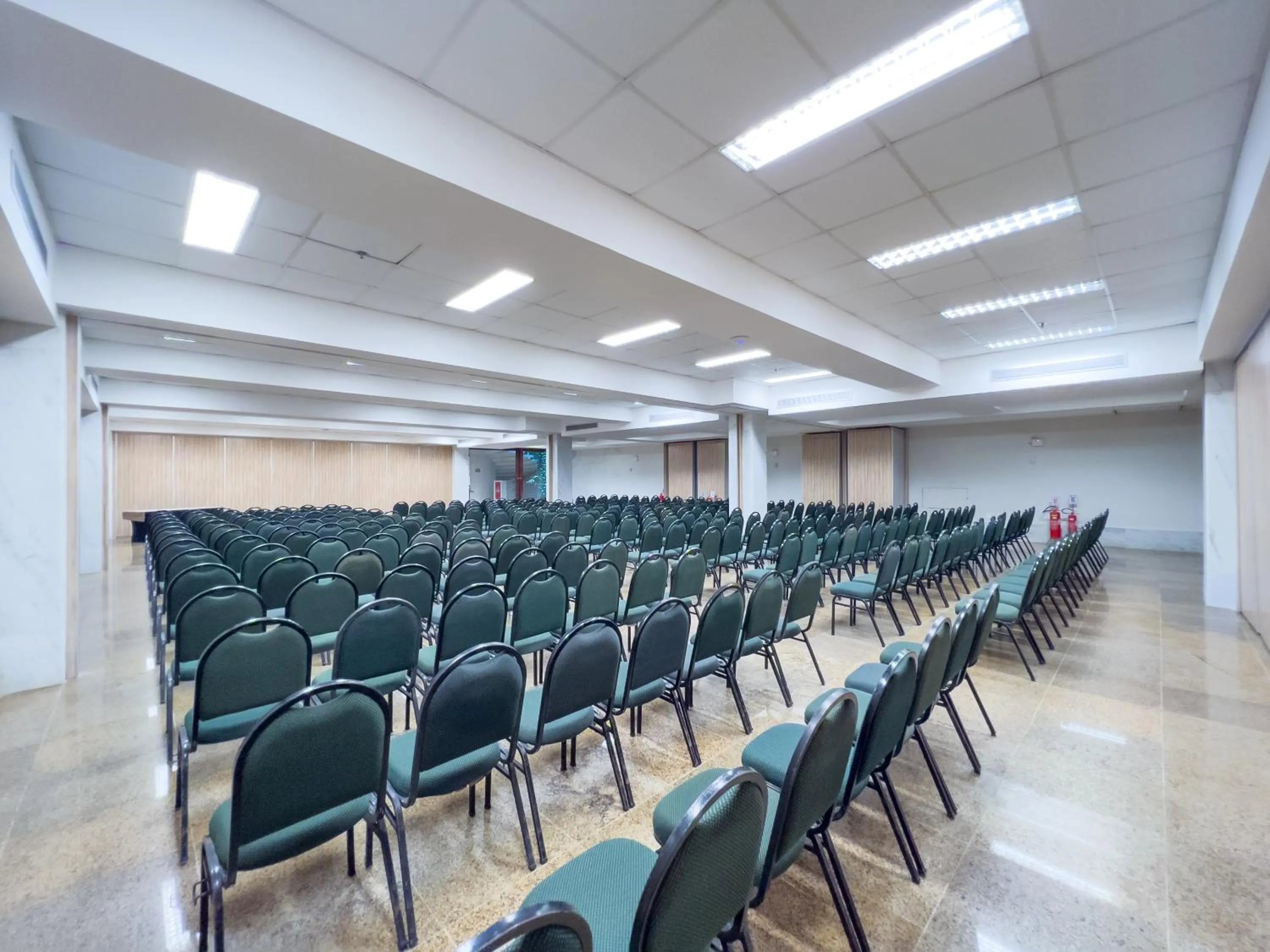 Meeting/conference room in Praiamar Natal Hotel & Convention