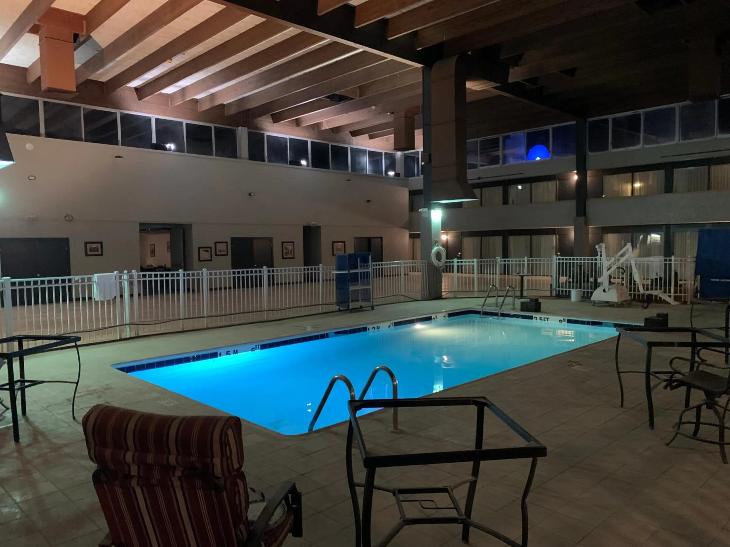 Hot Tub in Riverside Hotel