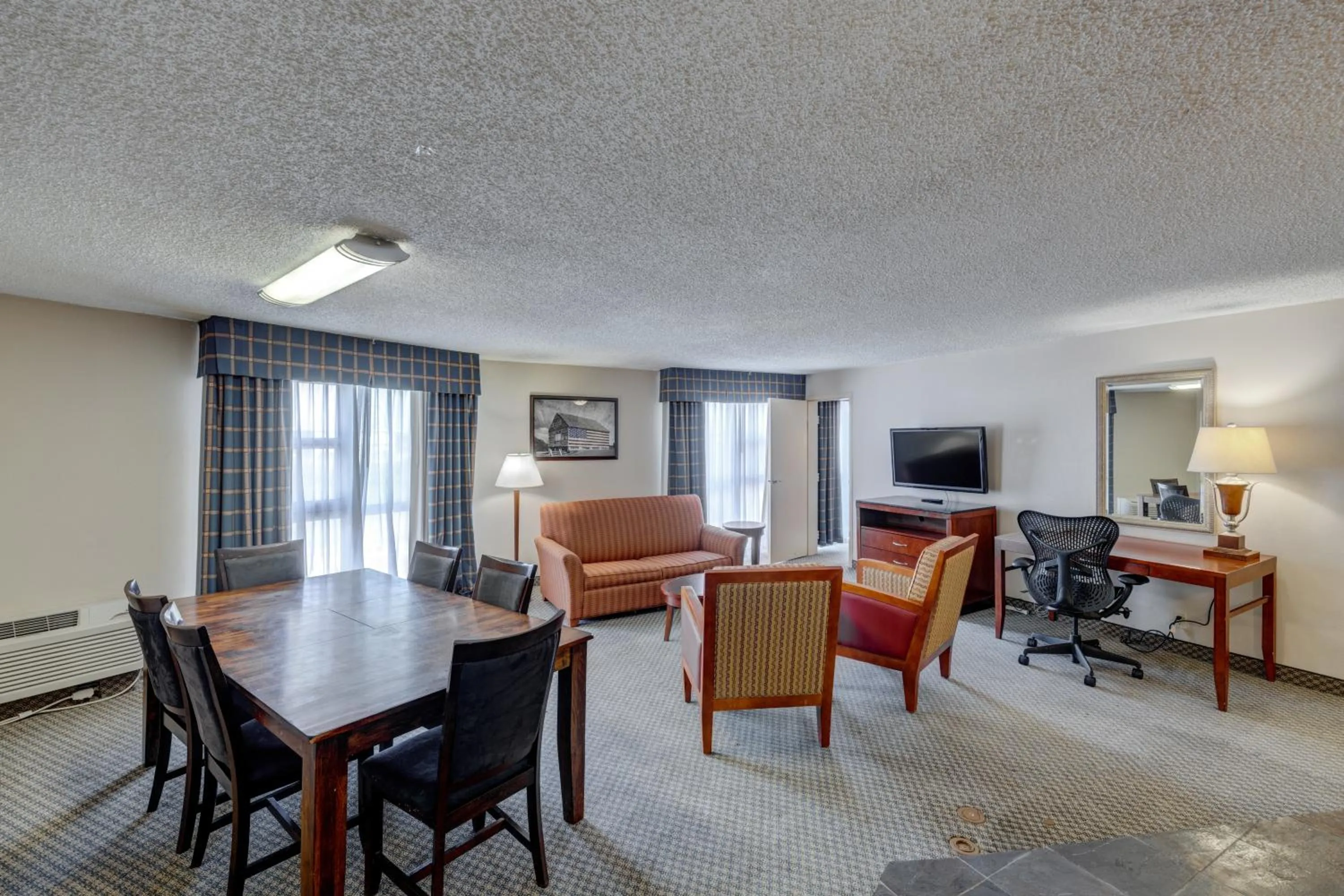 Seating area in Riverside Hotel