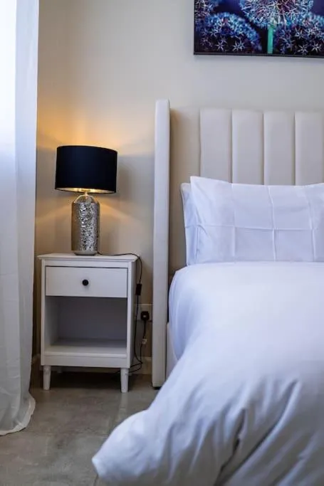 Bedroom, Bed in 124 Platinum Peak ,Victoria Falls