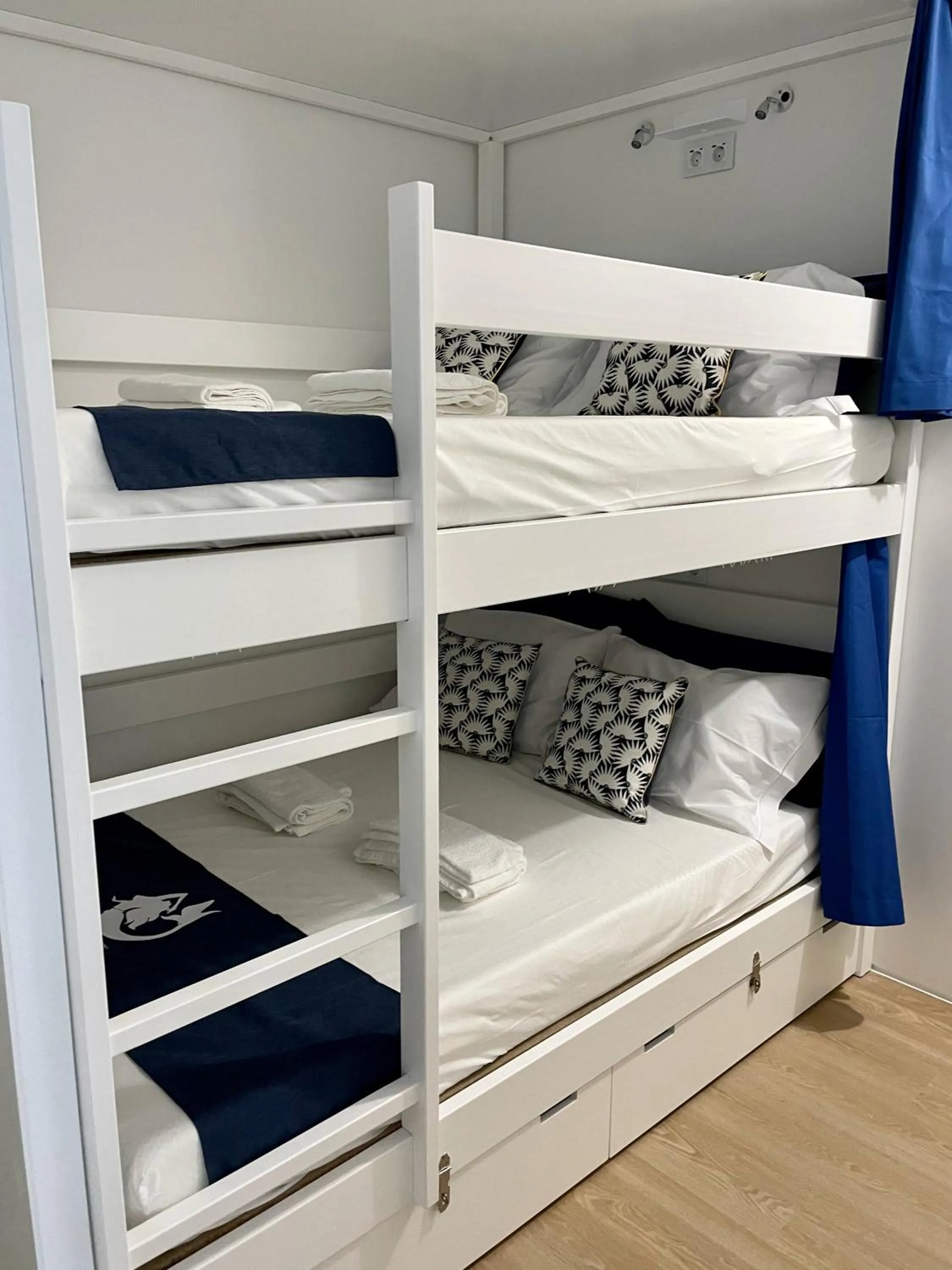 Bedroom, Bed in Partenope Hostel and Suites