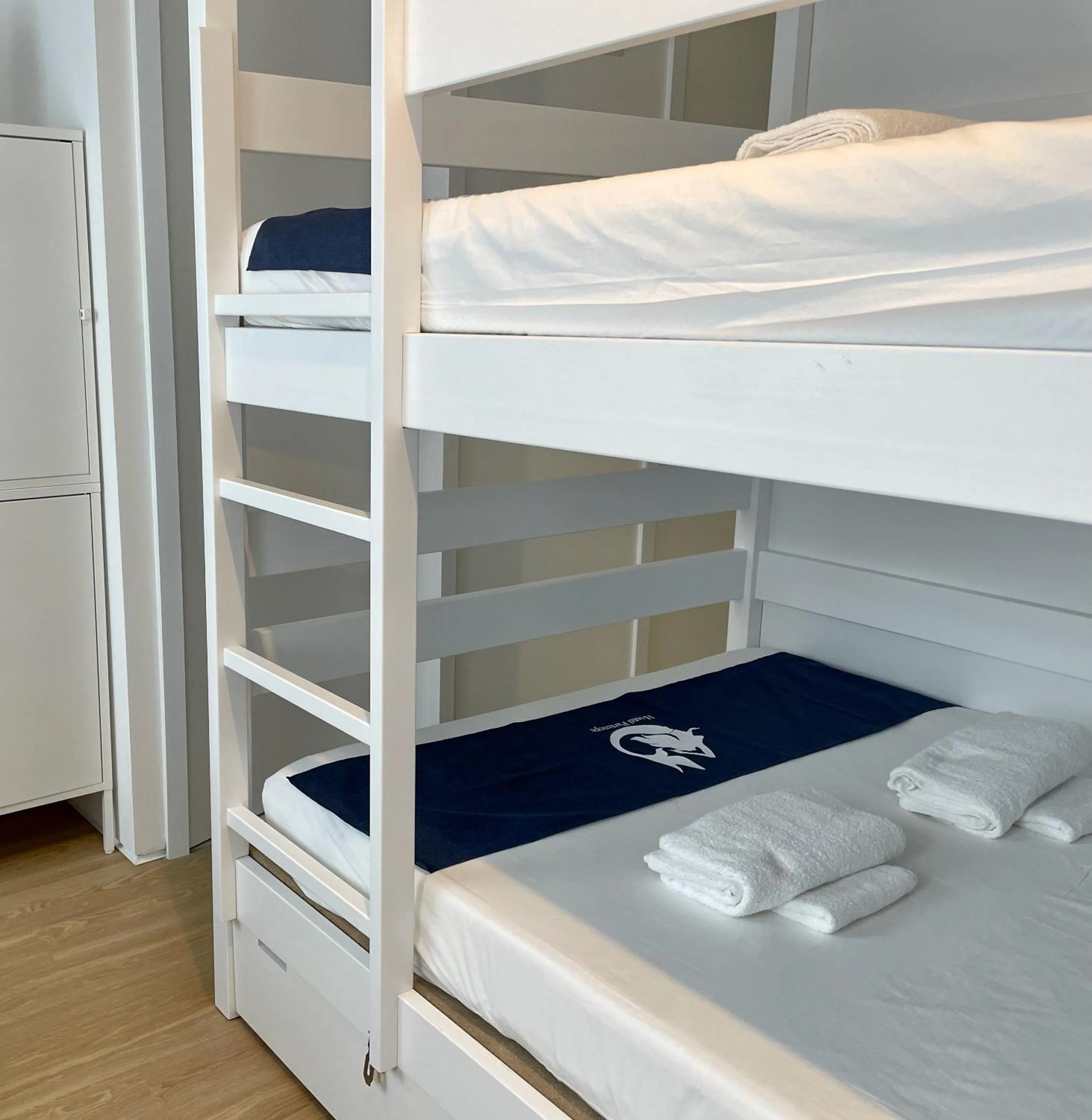Bed in Partenope Hostel and Suites