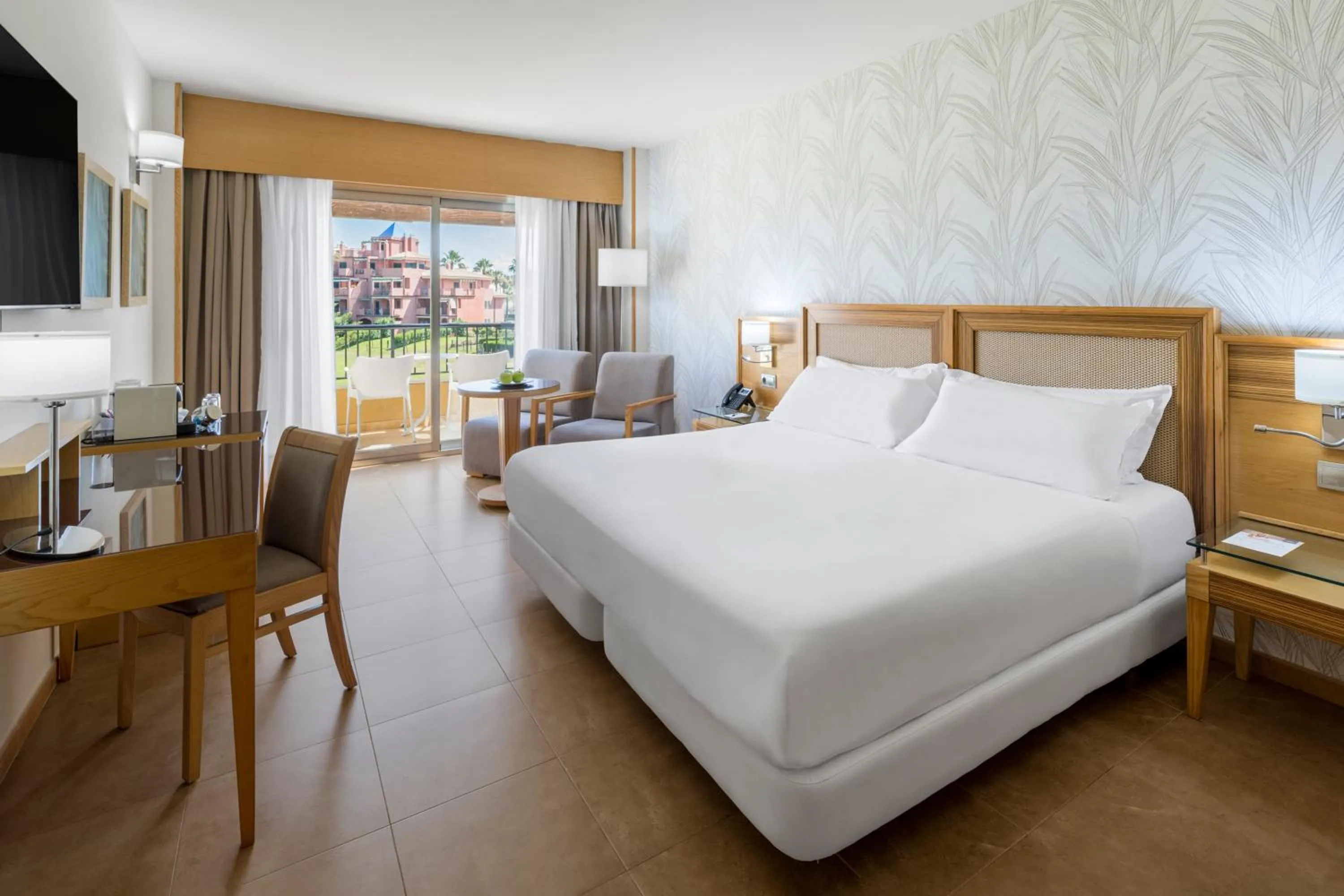 Photo of the whole room, Bed in Elba Costa Ballena Beach & Thalasso Resort