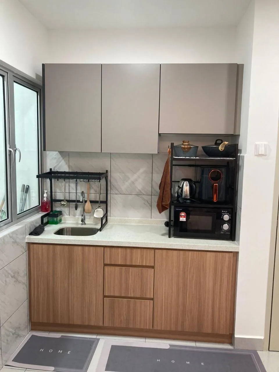 Kitchen or kitchenette in Homestay Ohana Bangi