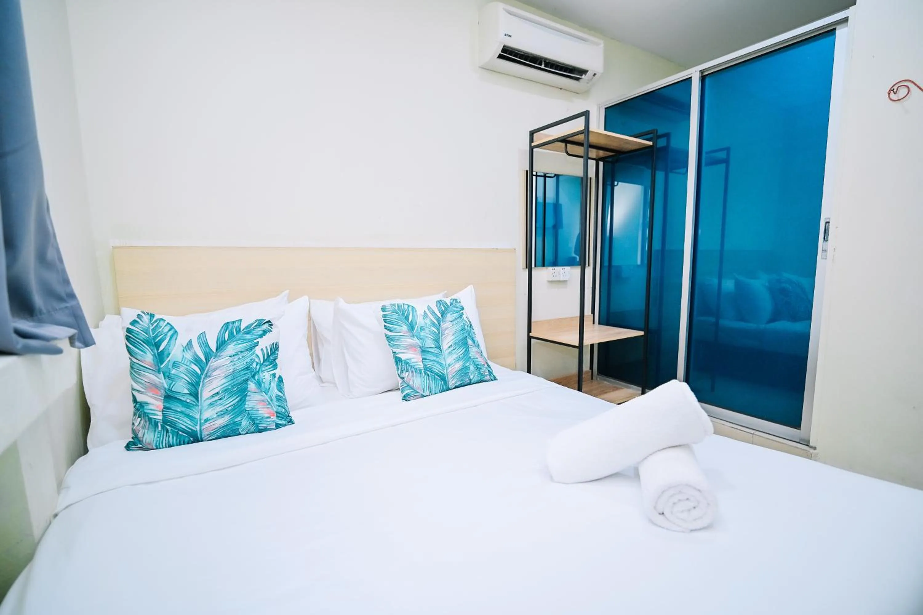 Bedroom, Bed in Swing & Pillows - My Home Hotel Wangsa Maju