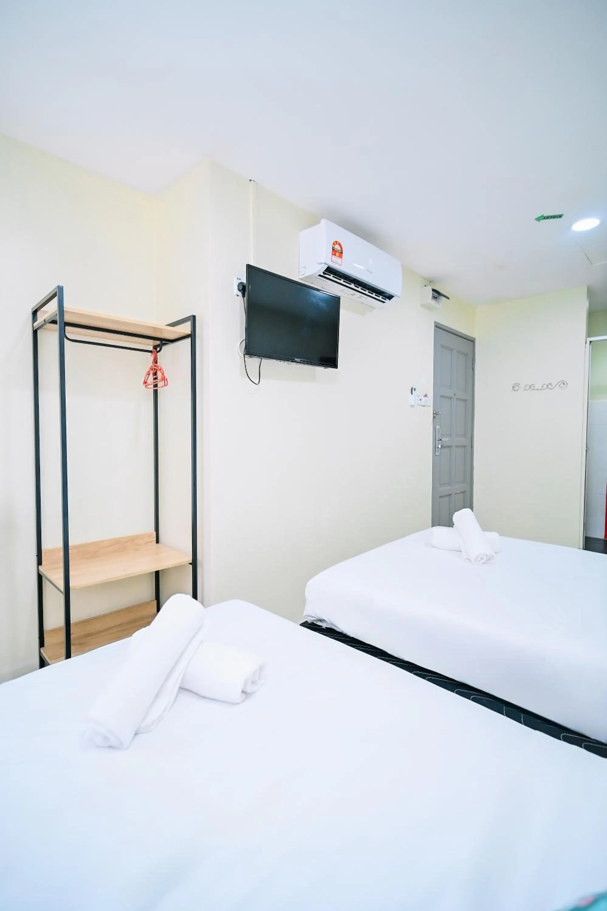 Bed in Swing & Pillows - My Home Hotel Wangsa Maju