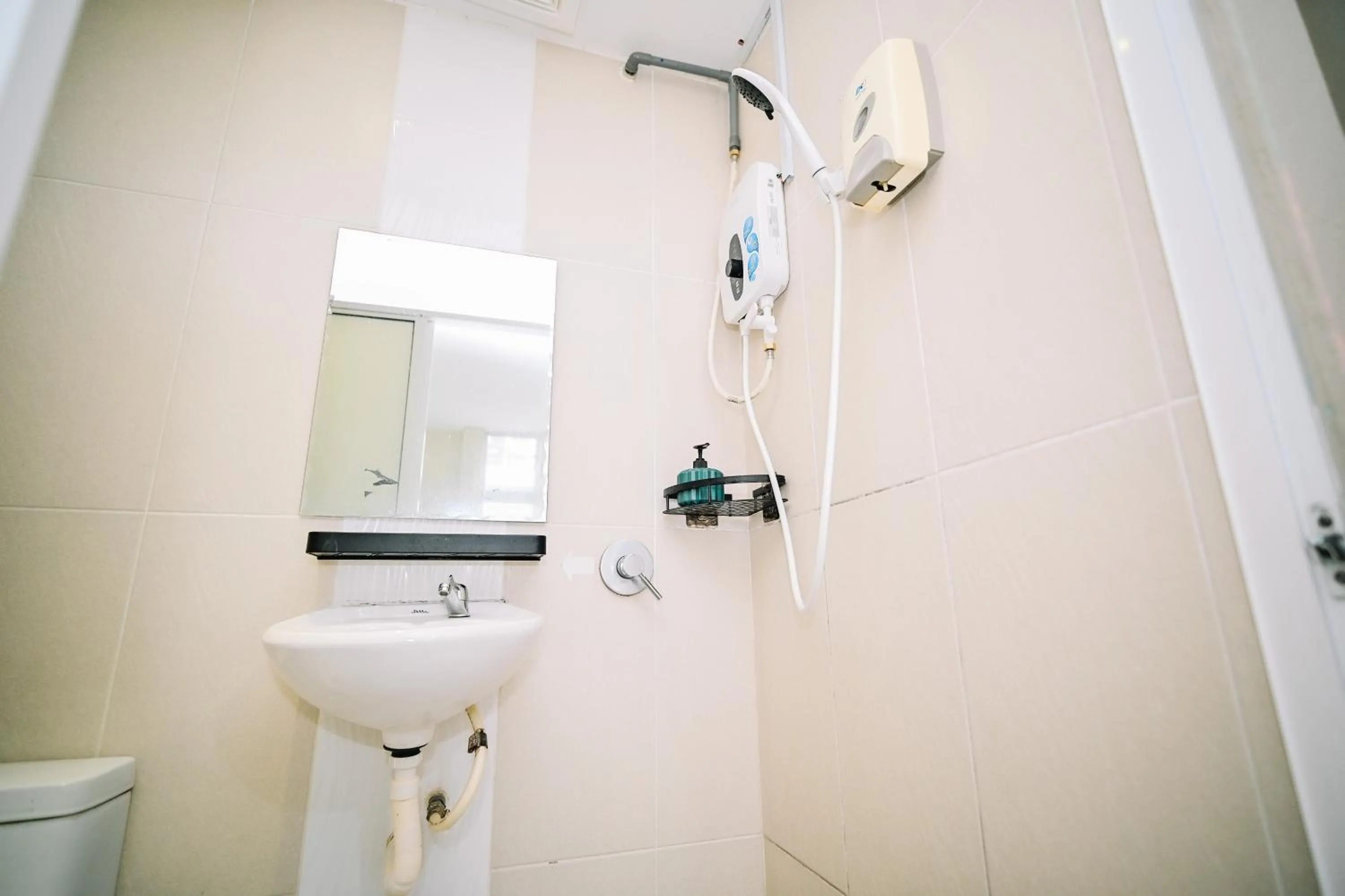 Shower in Swing & Pillows - My Home Hotel Wangsa Maju