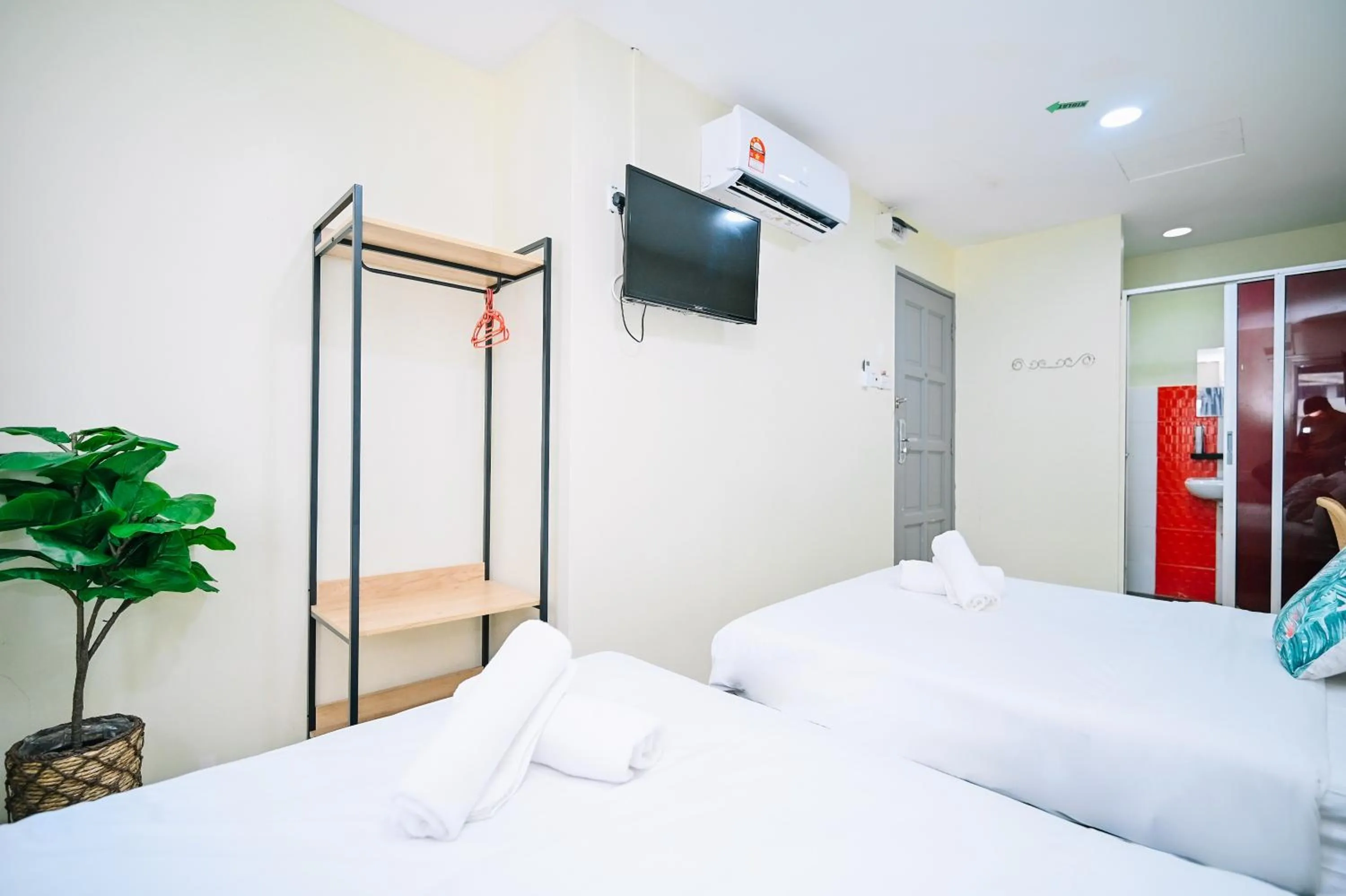Bed in Swing & Pillows - My Home Hotel Wangsa Maju