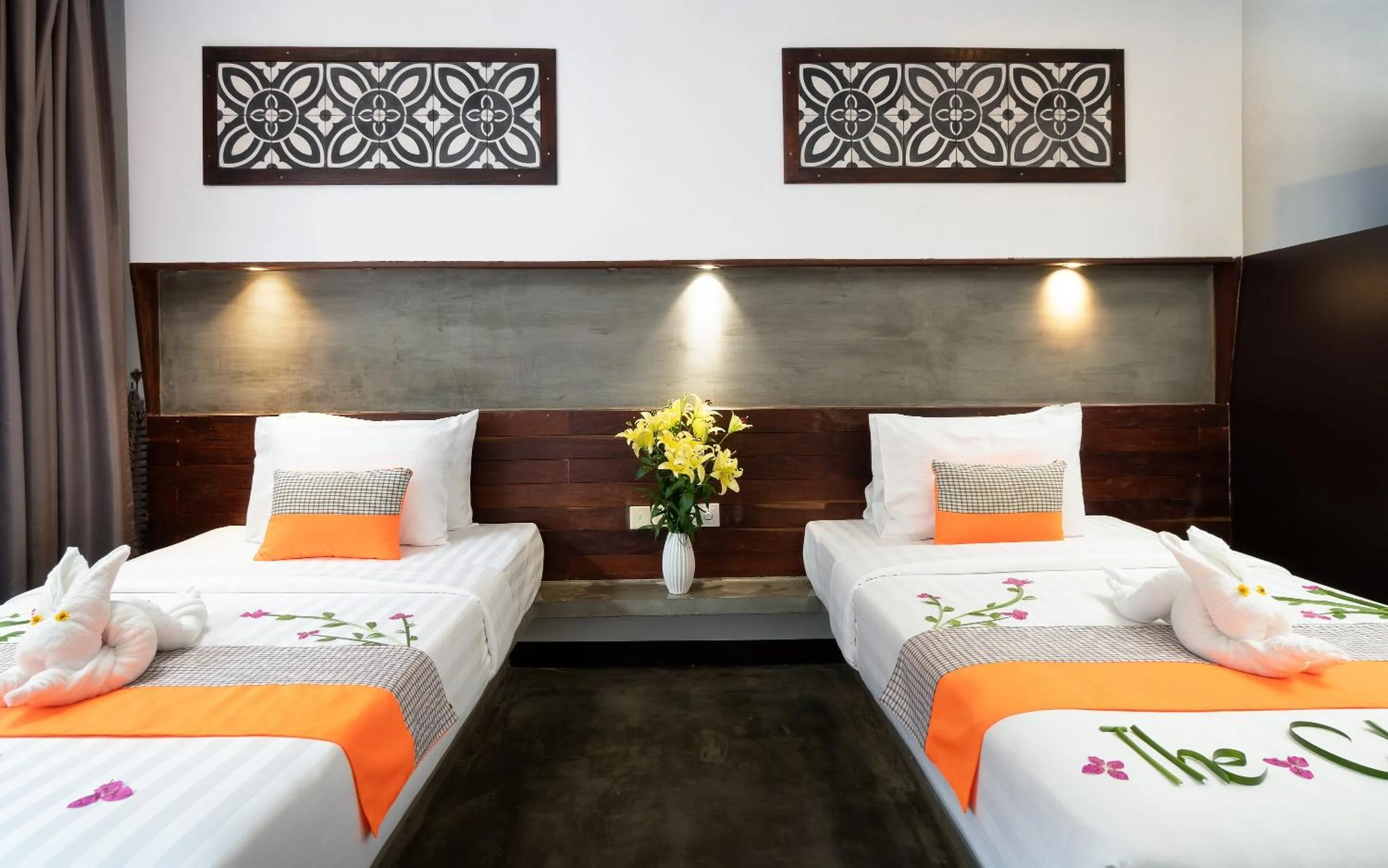 Bed in The Calm Oasis