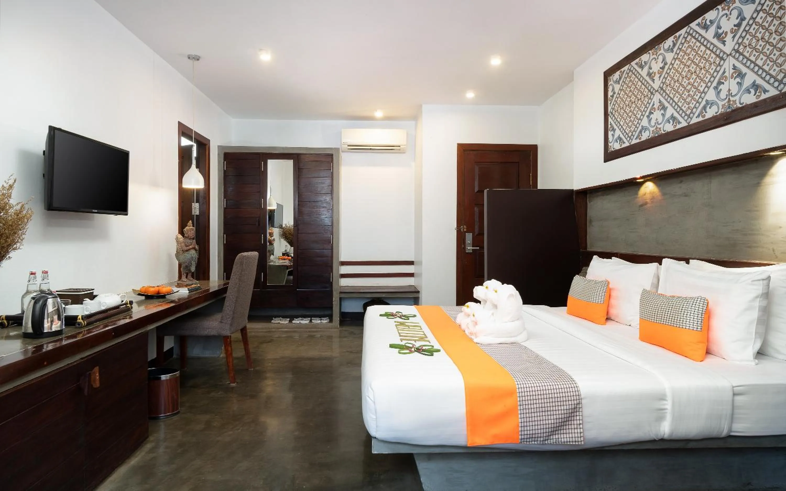 Bed in The Calm Oasis