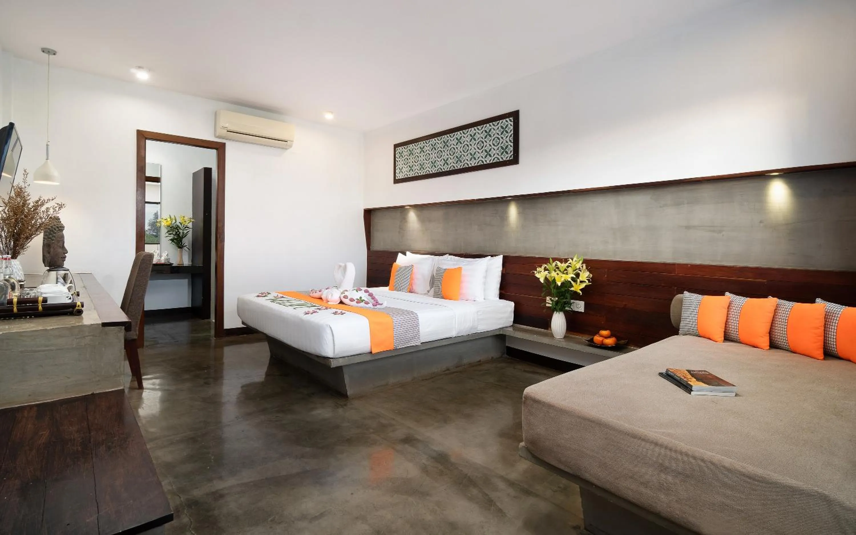 Bed in The Calm Oasis