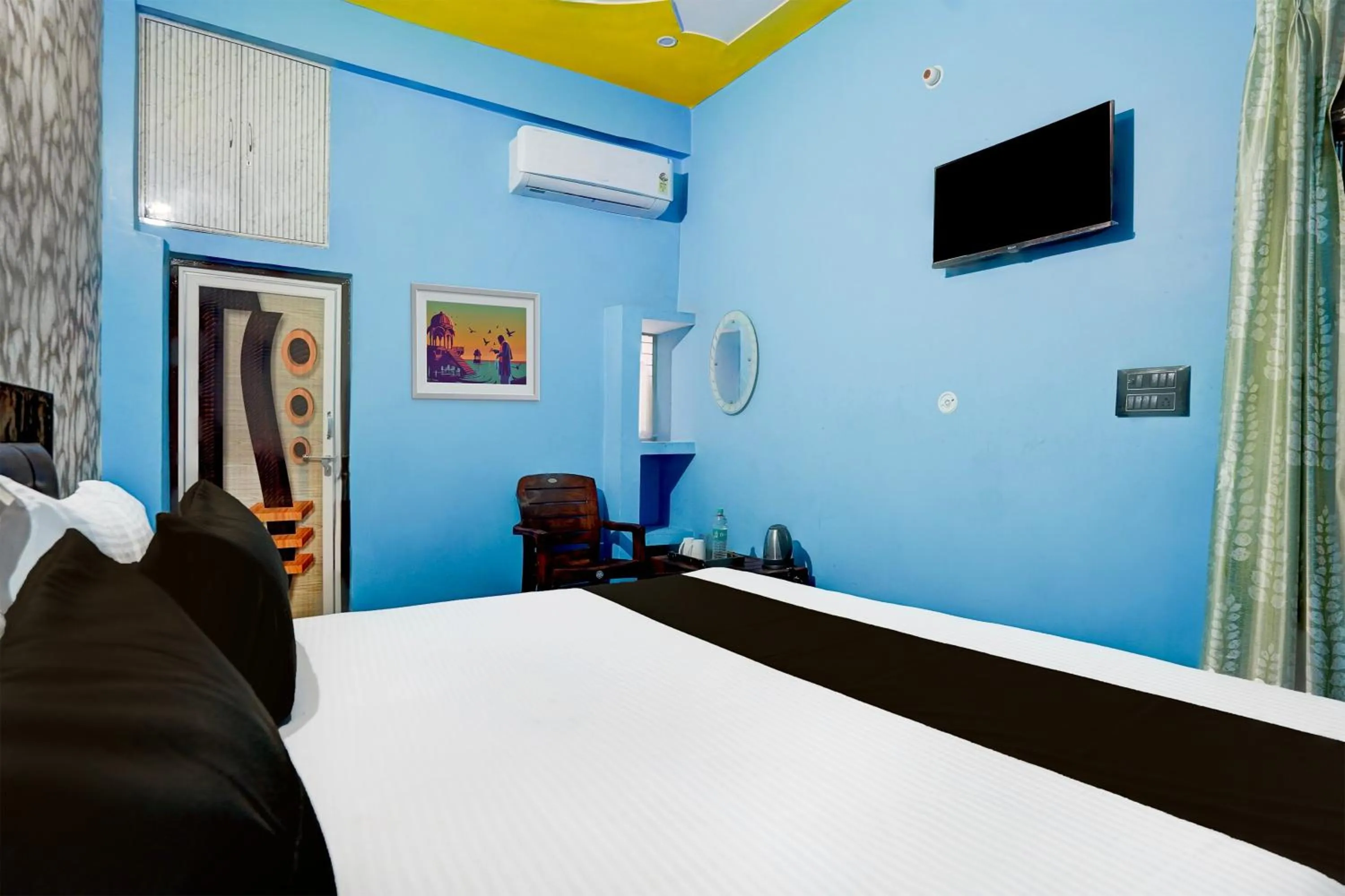 Bedroom in Hotel O J.k Hotel and resturant