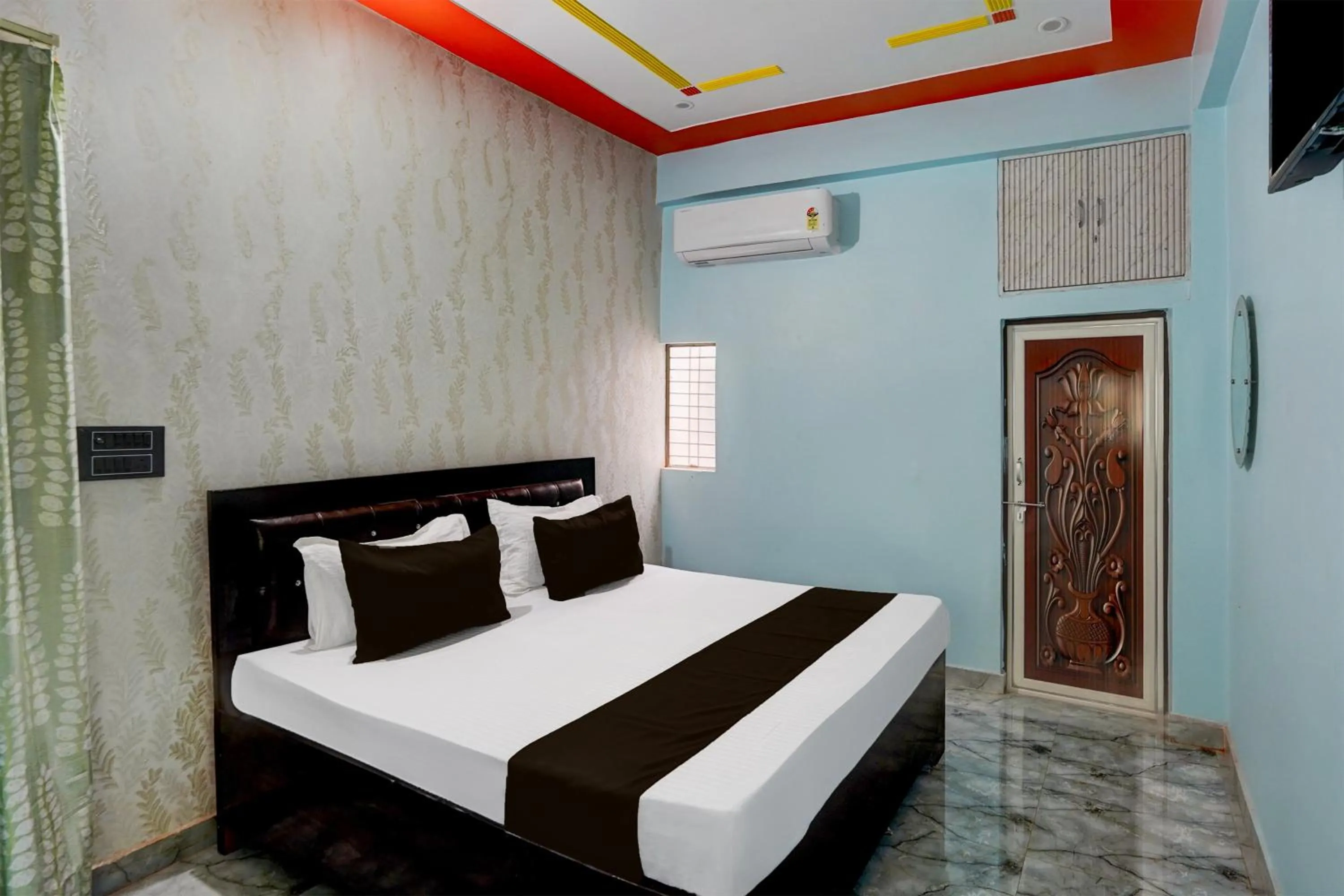 Bedroom, Bed in Hotel O J.k Hotel and resturant