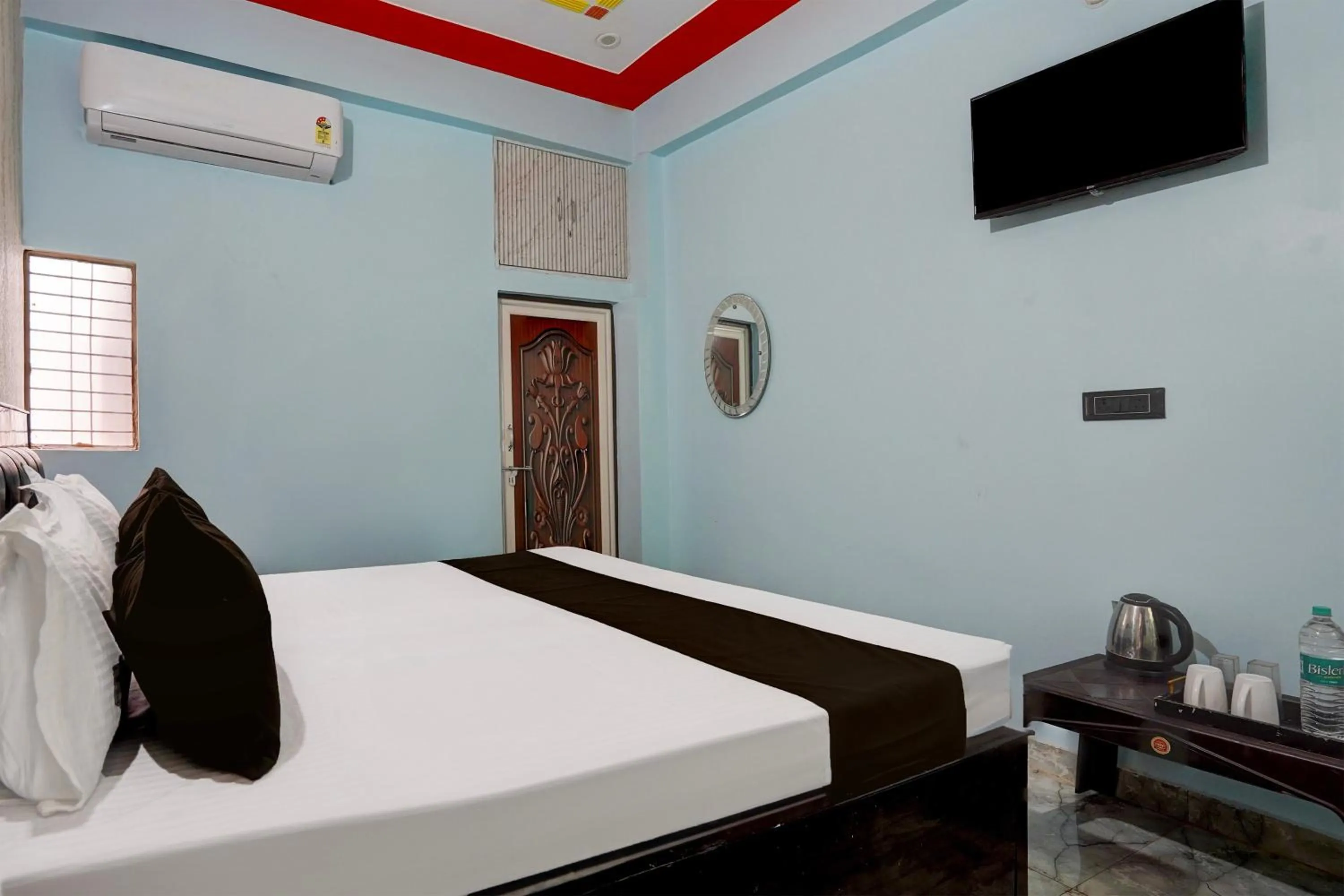 Bedroom in Hotel O J.k Hotel and resturant