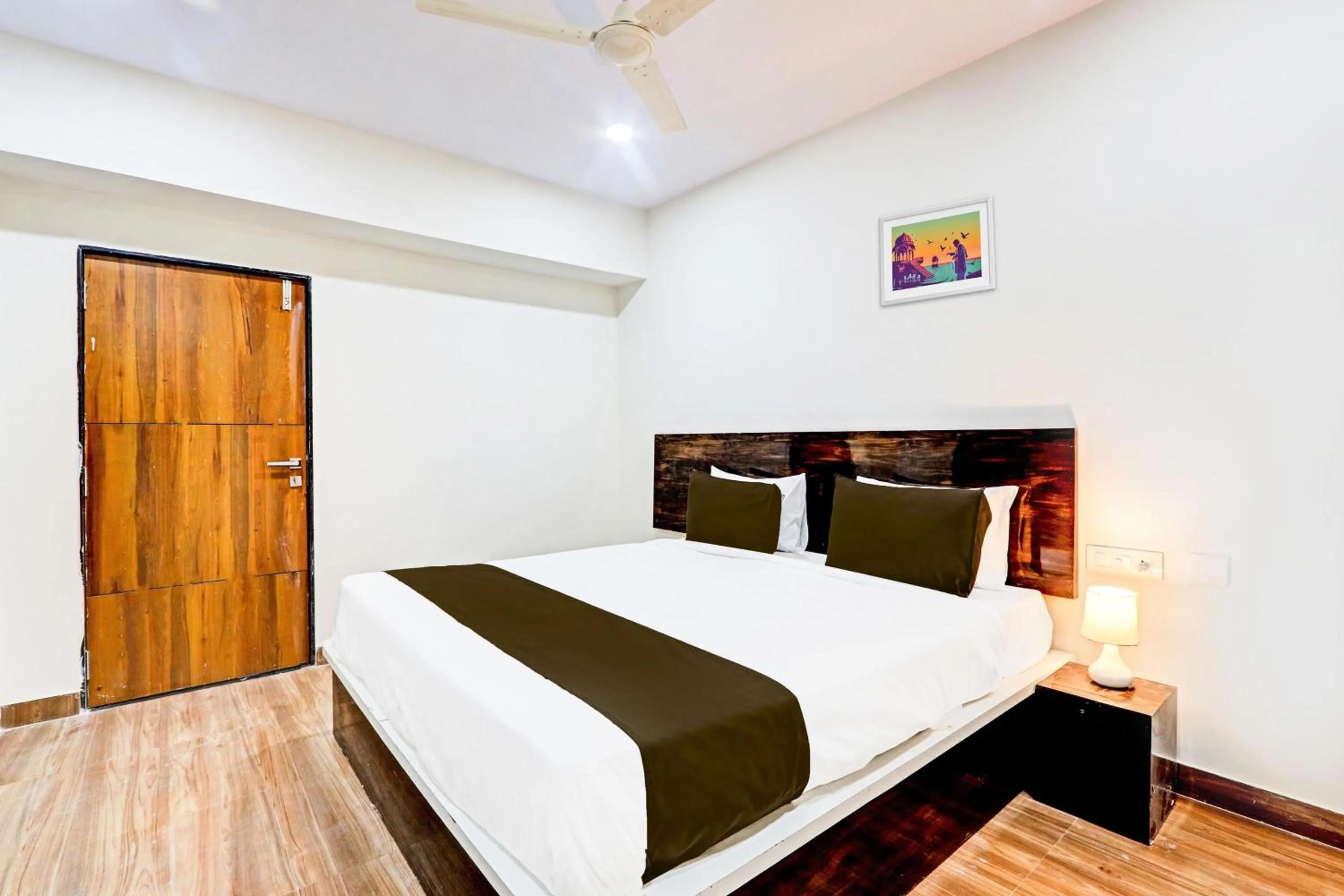 Bedroom, Bed in Hotel O RB @ KOMPALLY