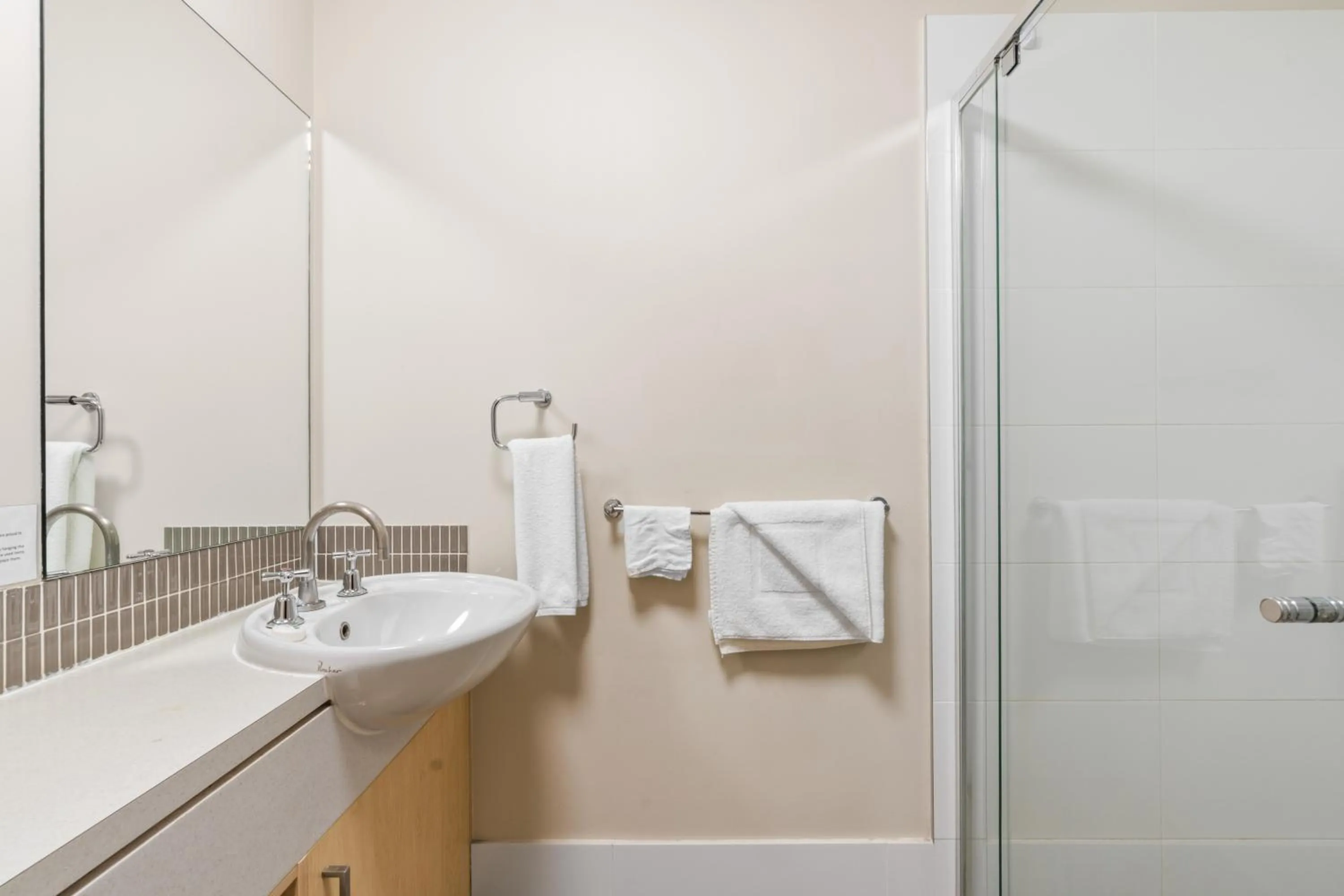 Bathroom in Morayfield Tavern