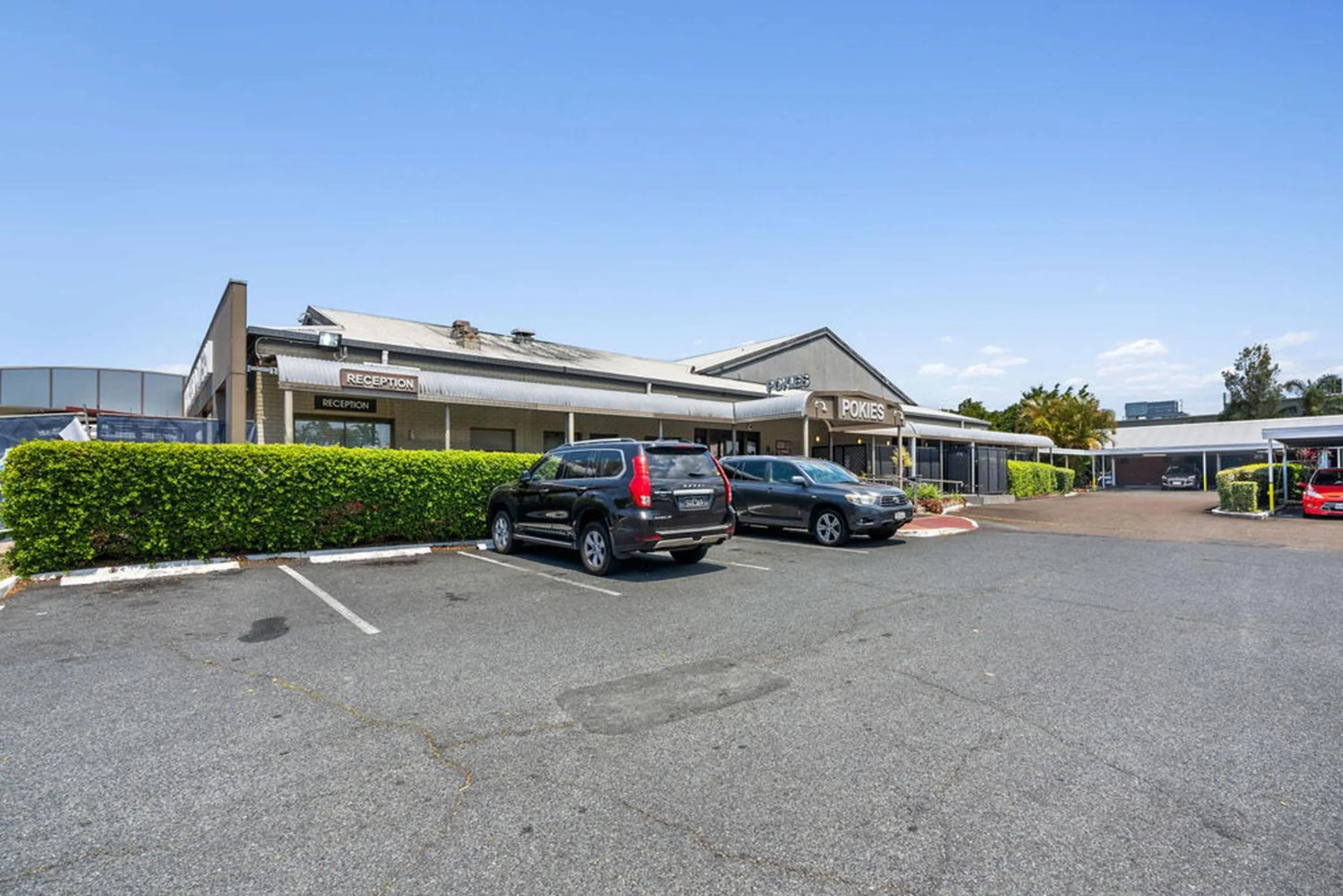 Property building in Morayfield Tavern
