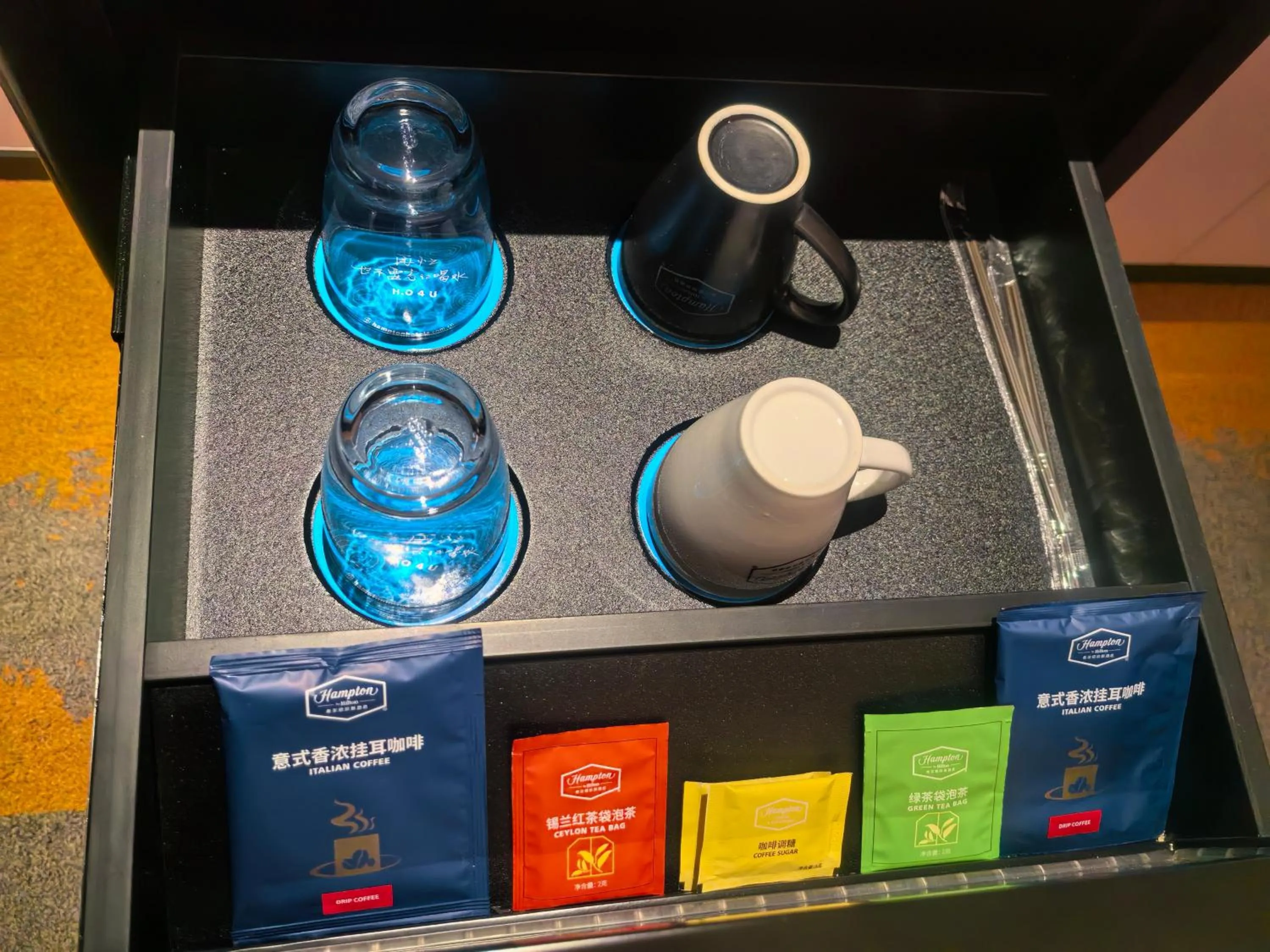 Coffee/tea facilities in Hilton Hotel by Hampton Wuhan Zhongnan Street Branch