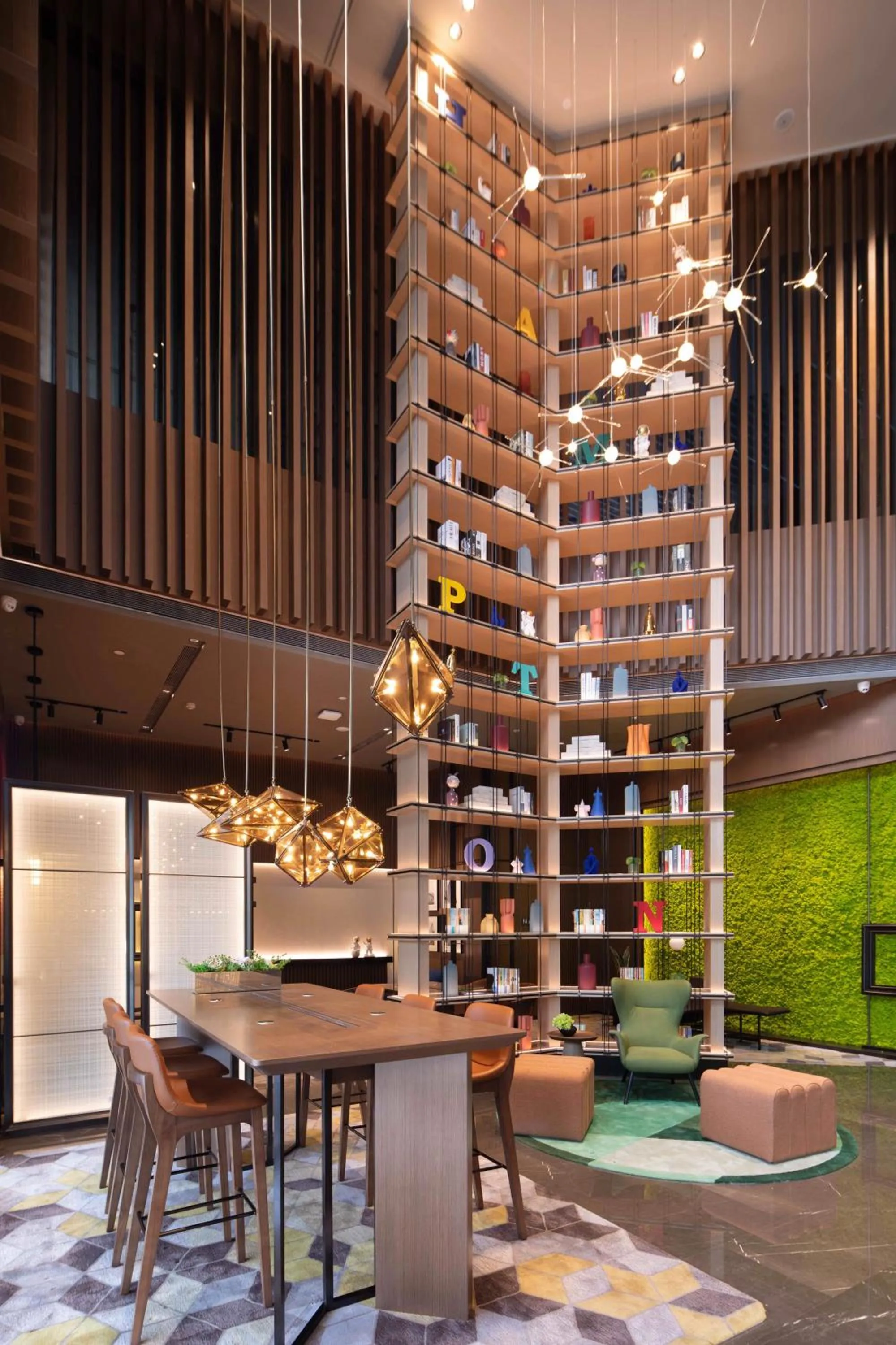 Communal lounge/ TV room in Hilton Hotel by Hampton Wuhan Zhongnan Street Branch