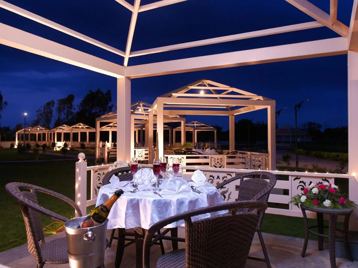 Night in Neonz Resort & Club