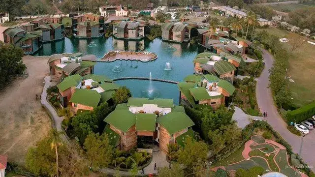 Neonz Resort & Club Neonz Resort & Club