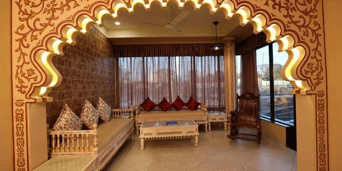 Seating area in Neonz Resort & Club