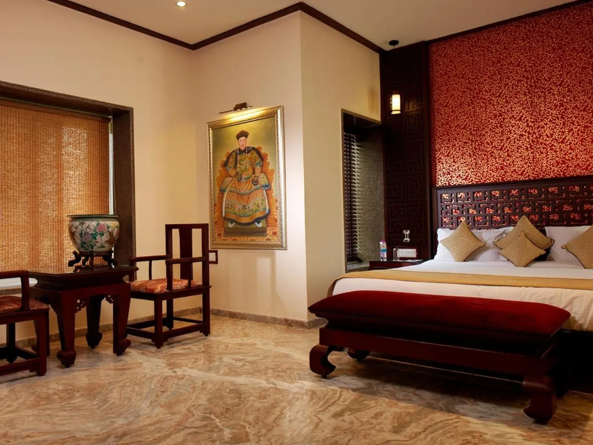 Bedroom, Bed in Neonz Resort & Club