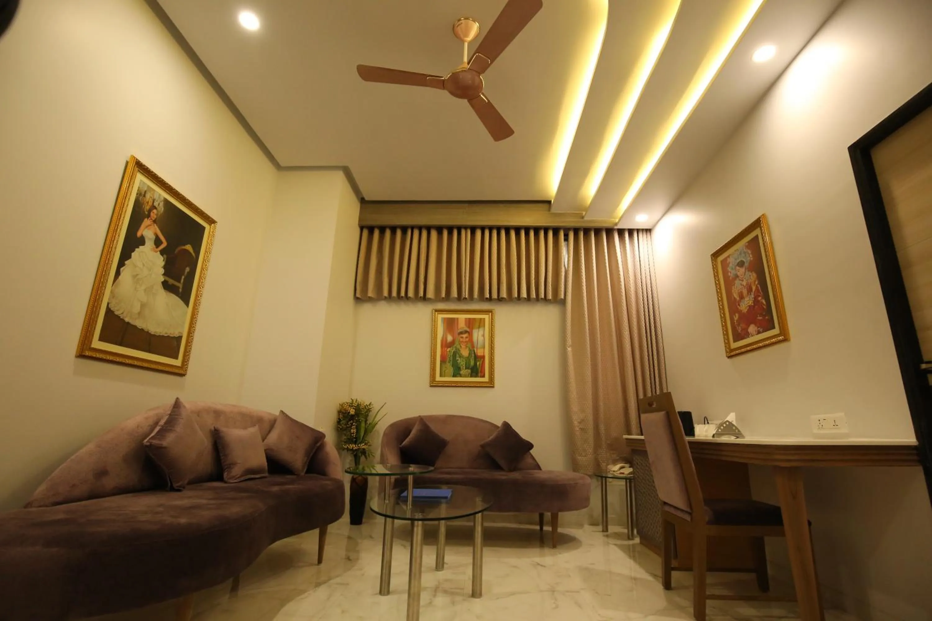 Living room in Neonz Resort & Club