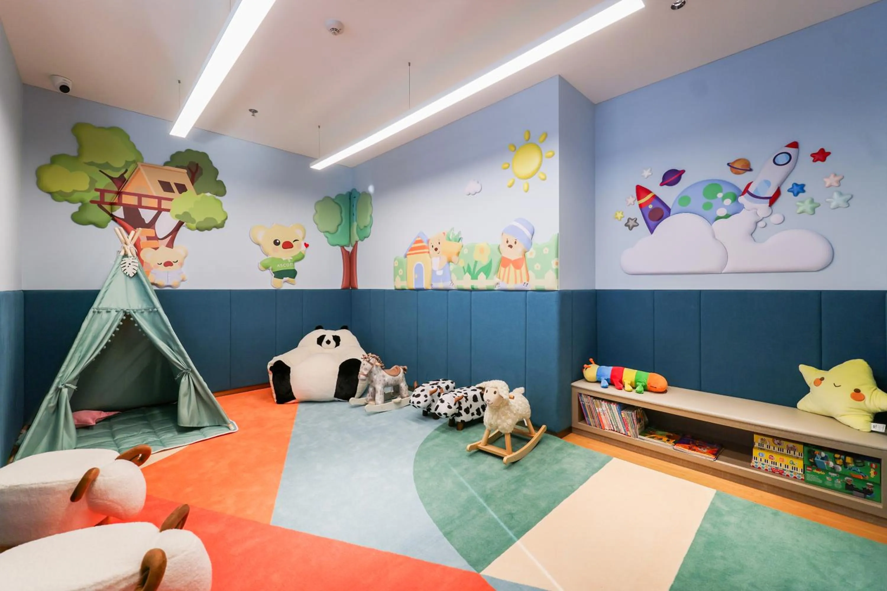 Kids's club in Somerset QPlex Shenzhen
