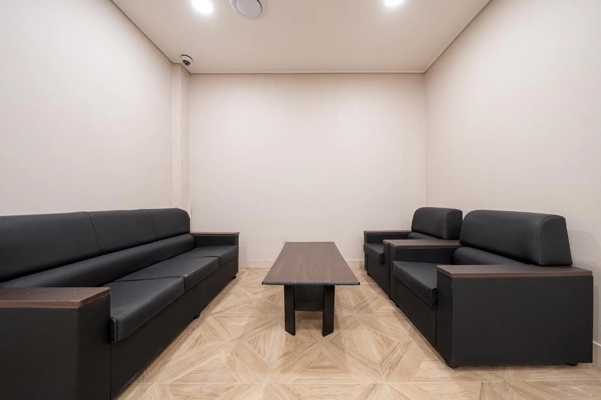 Meeting/conference room in Browndot Incheon Airport New City