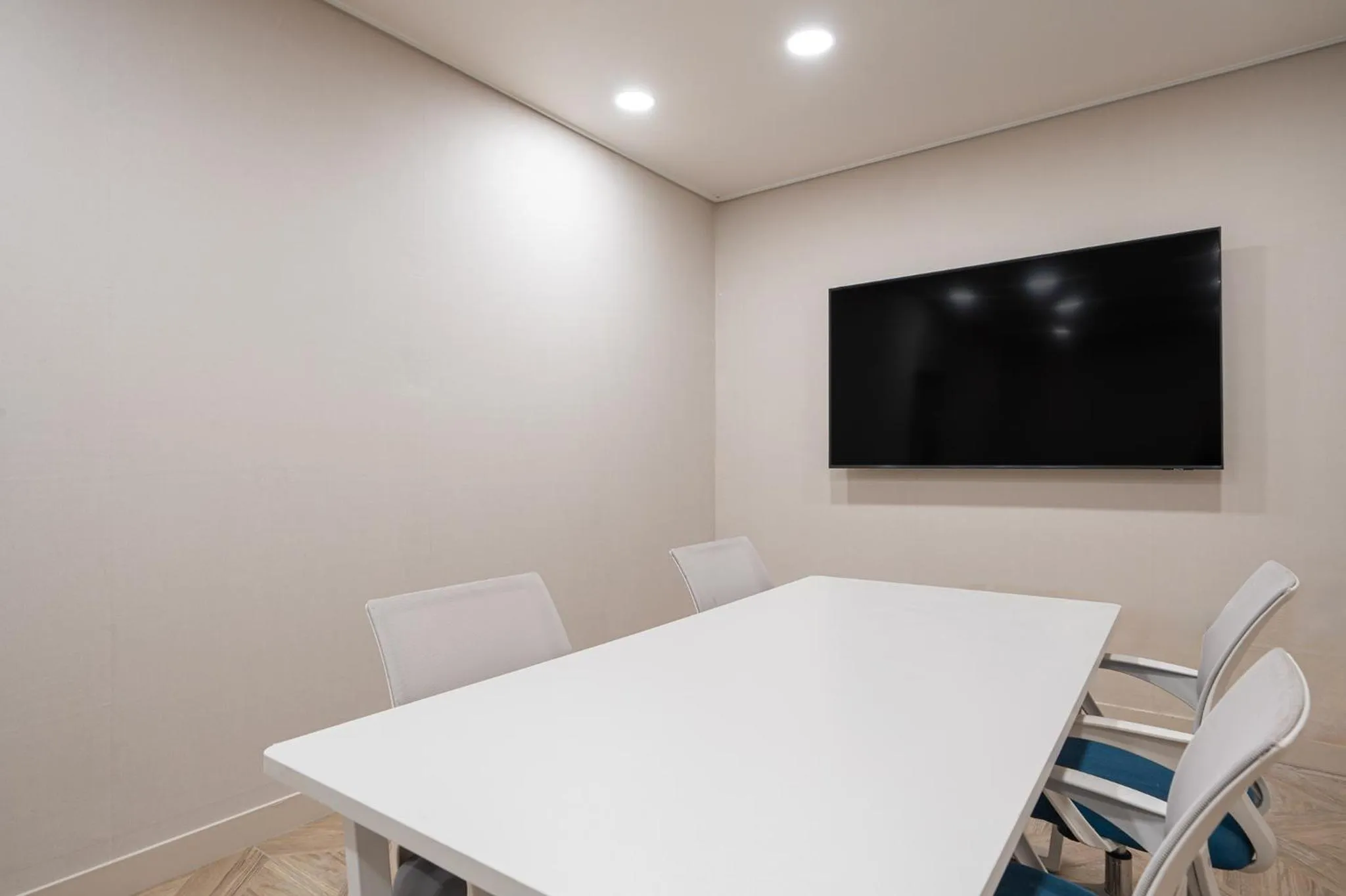 Meeting/conference room in Browndot Incheon Airport New City