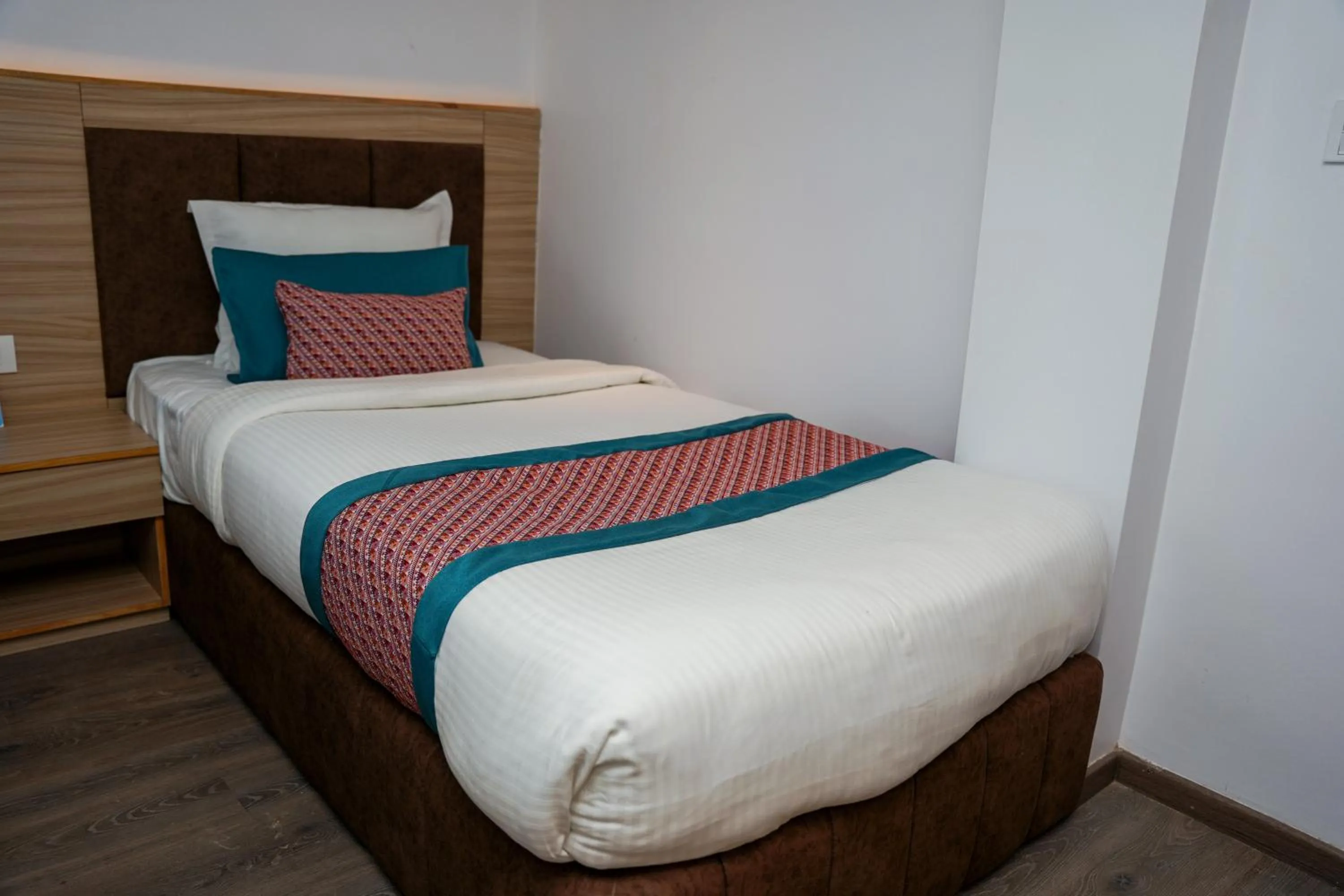 Bed in Mountain Vista Retreat - Nagarkot