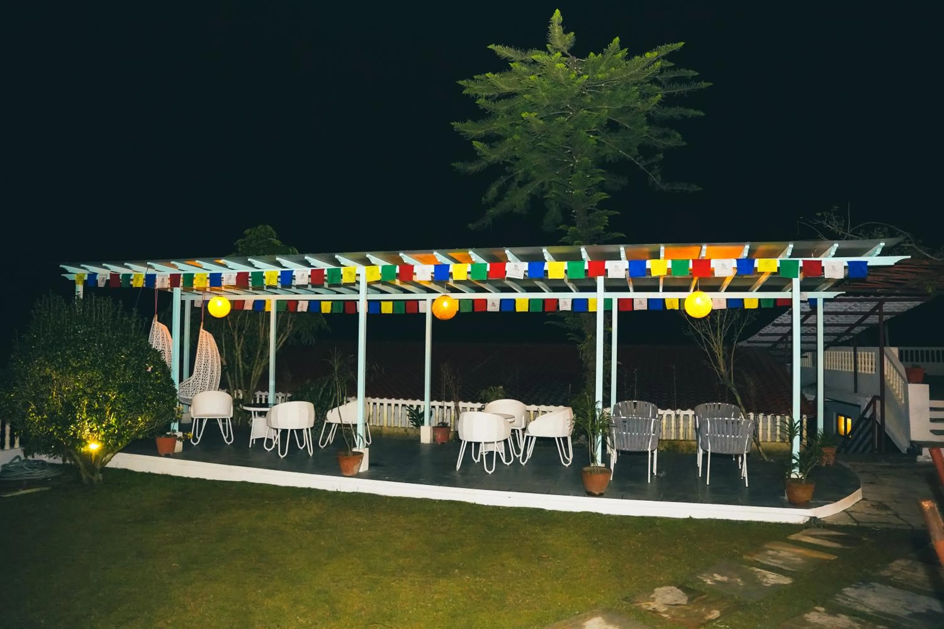 Night in Mountain Vista Retreat - Nagarkot