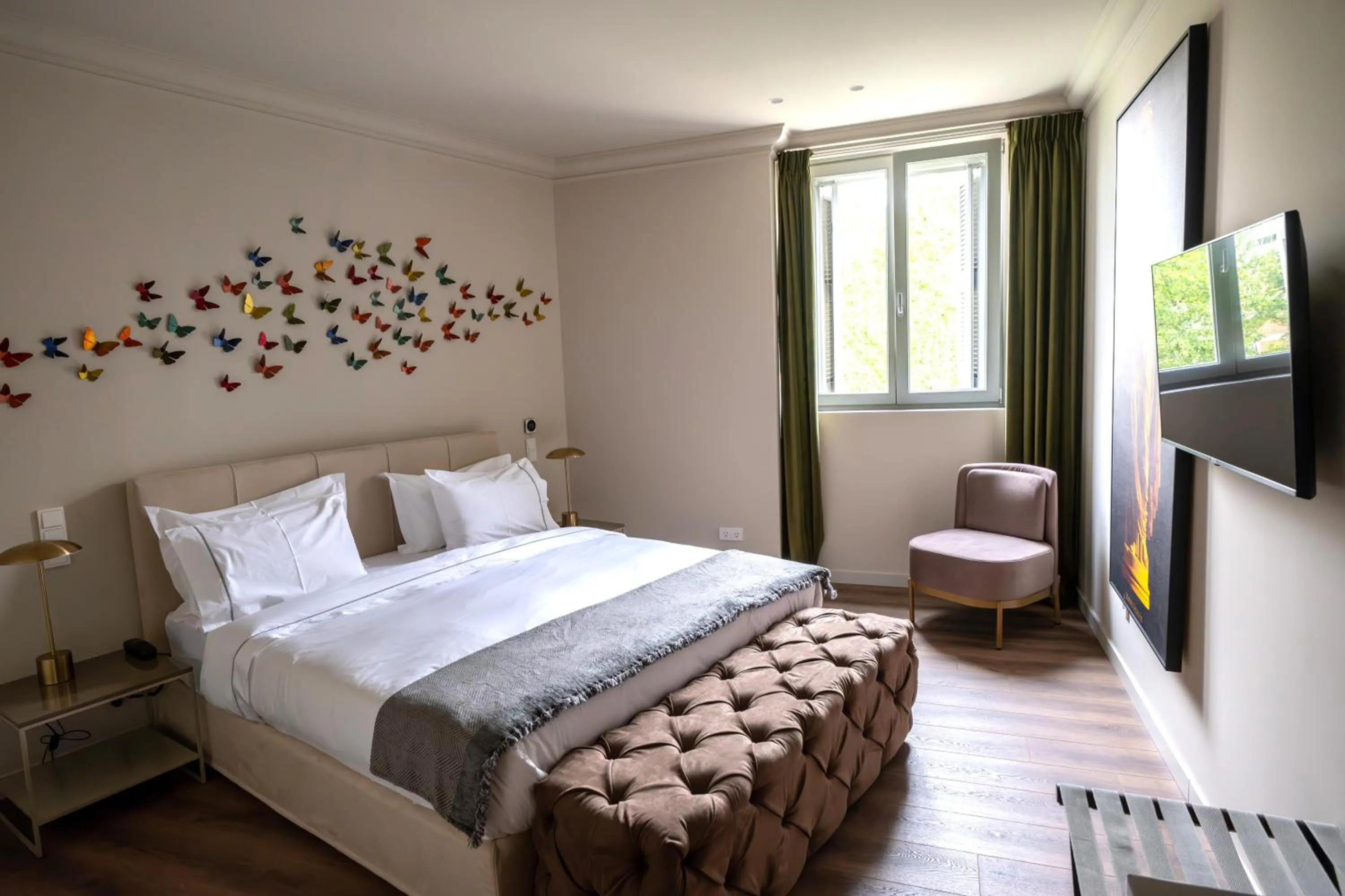 Photo of the whole room, Bed in Nine Athens Hotel