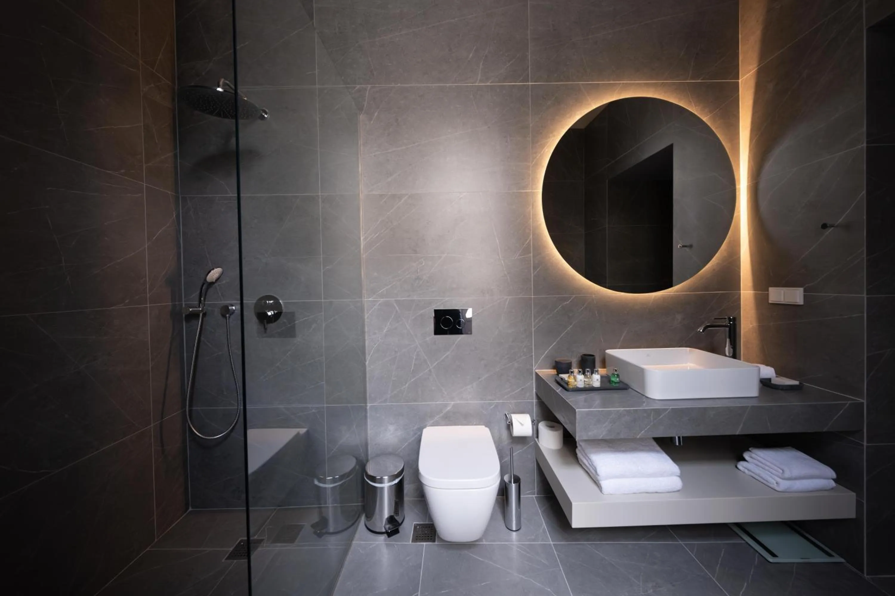 Shower in Nine Athens Hotel