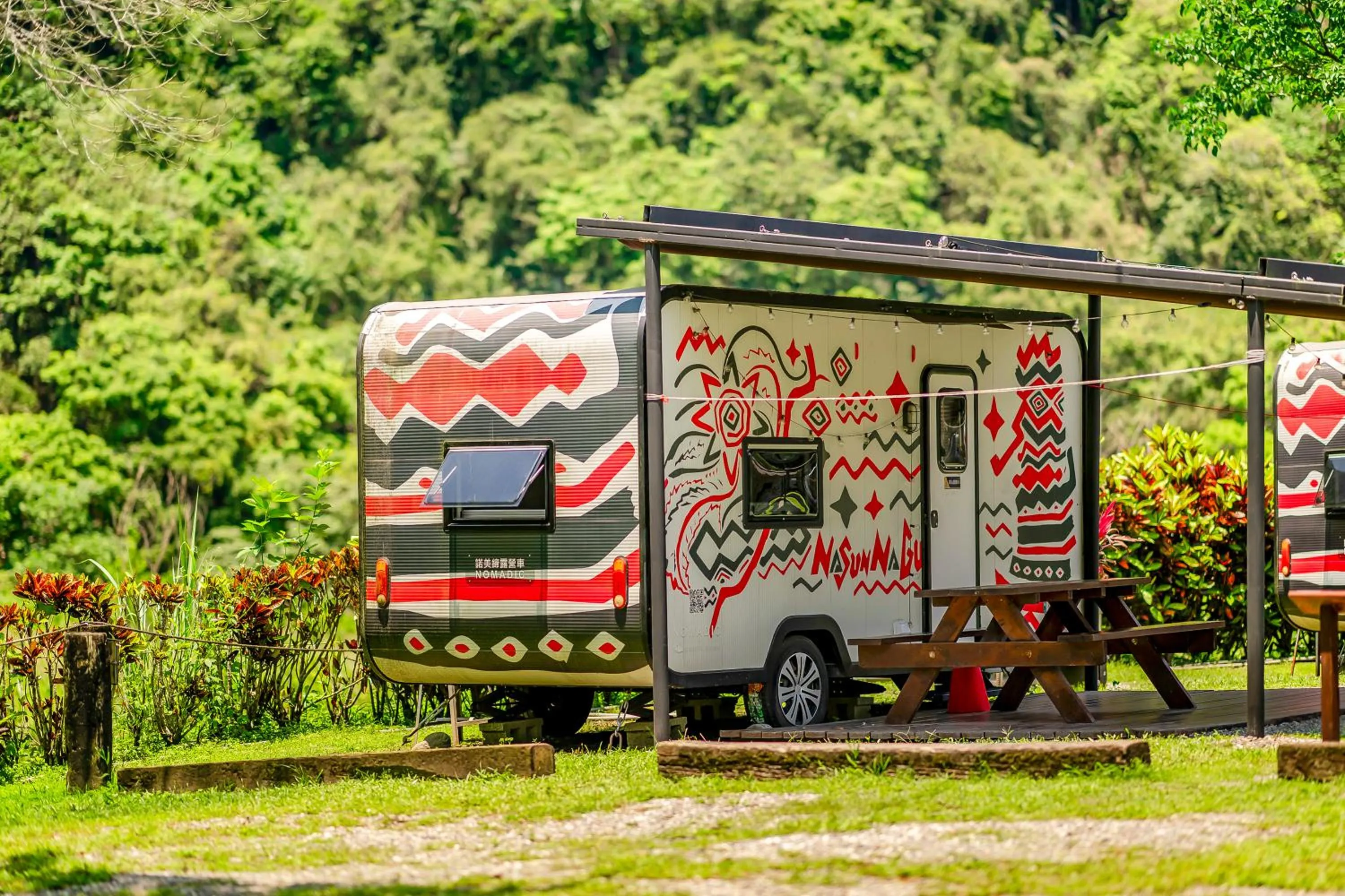 Property building in Na Sun Na Gu