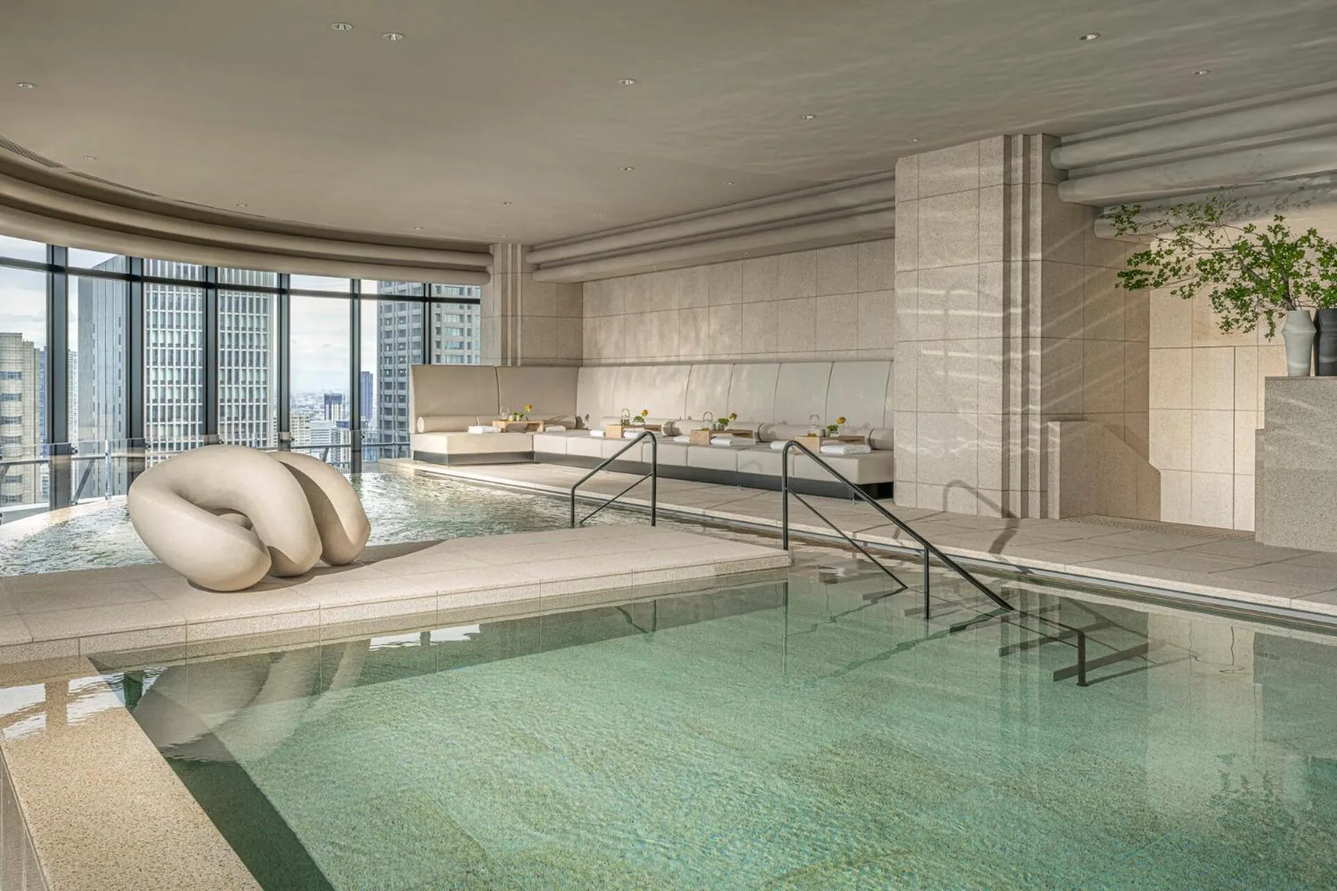 Pool view in Four Seasons Hotel Osaka