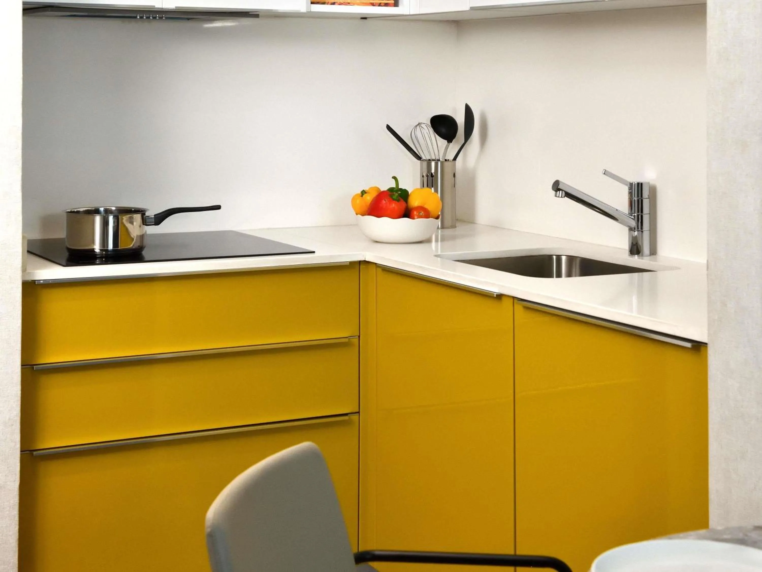 Bedroom in Aparthotel Adagio Abidjan Marcory