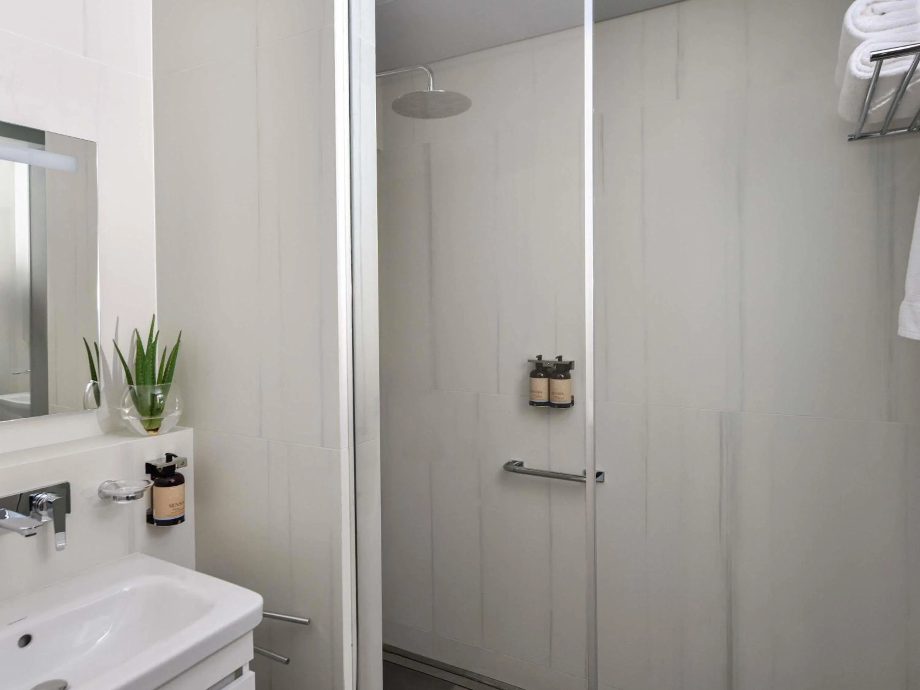 Bedroom in Aparthotel Adagio Abidjan Marcory