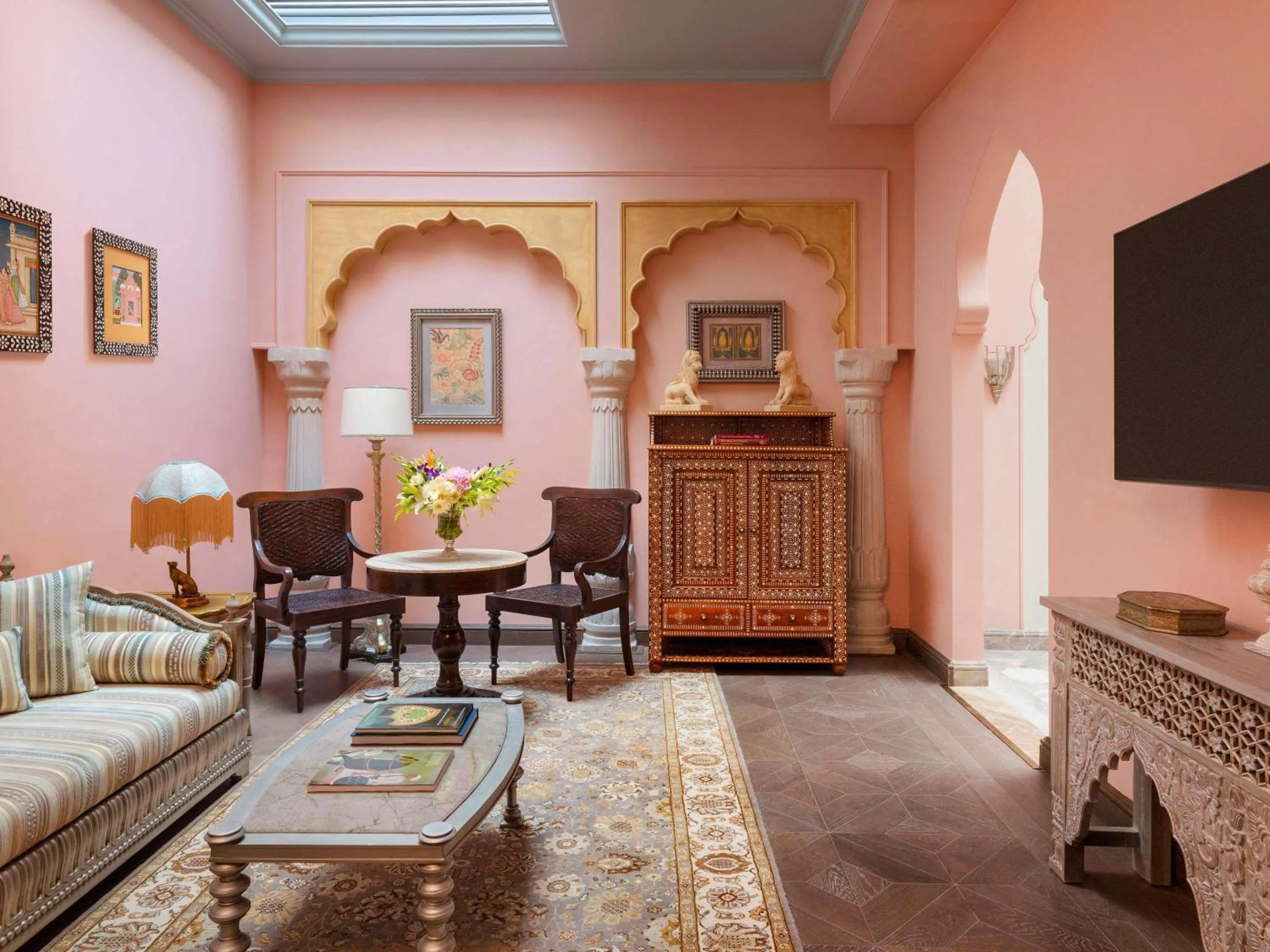 Bedroom in Raffles Jaipur