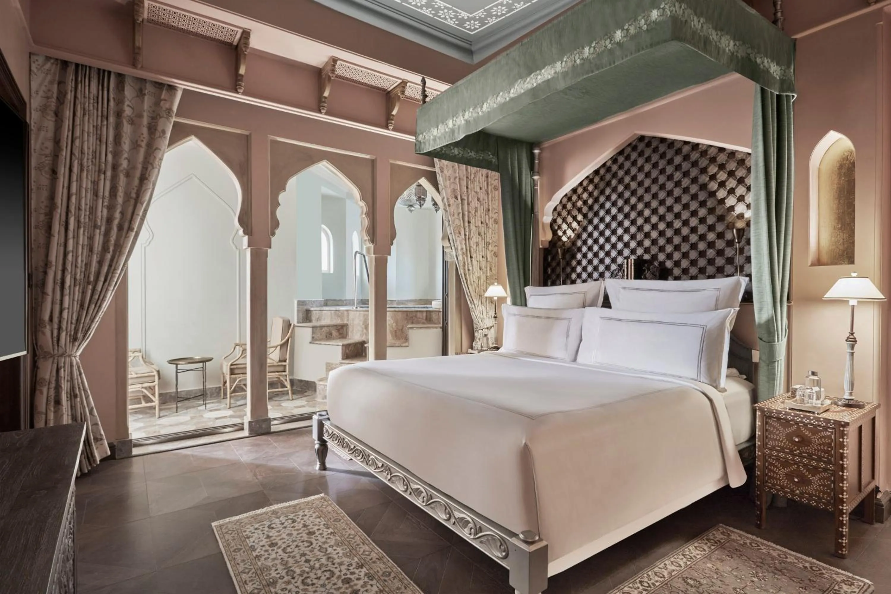 Bed in Raffles Jaipur