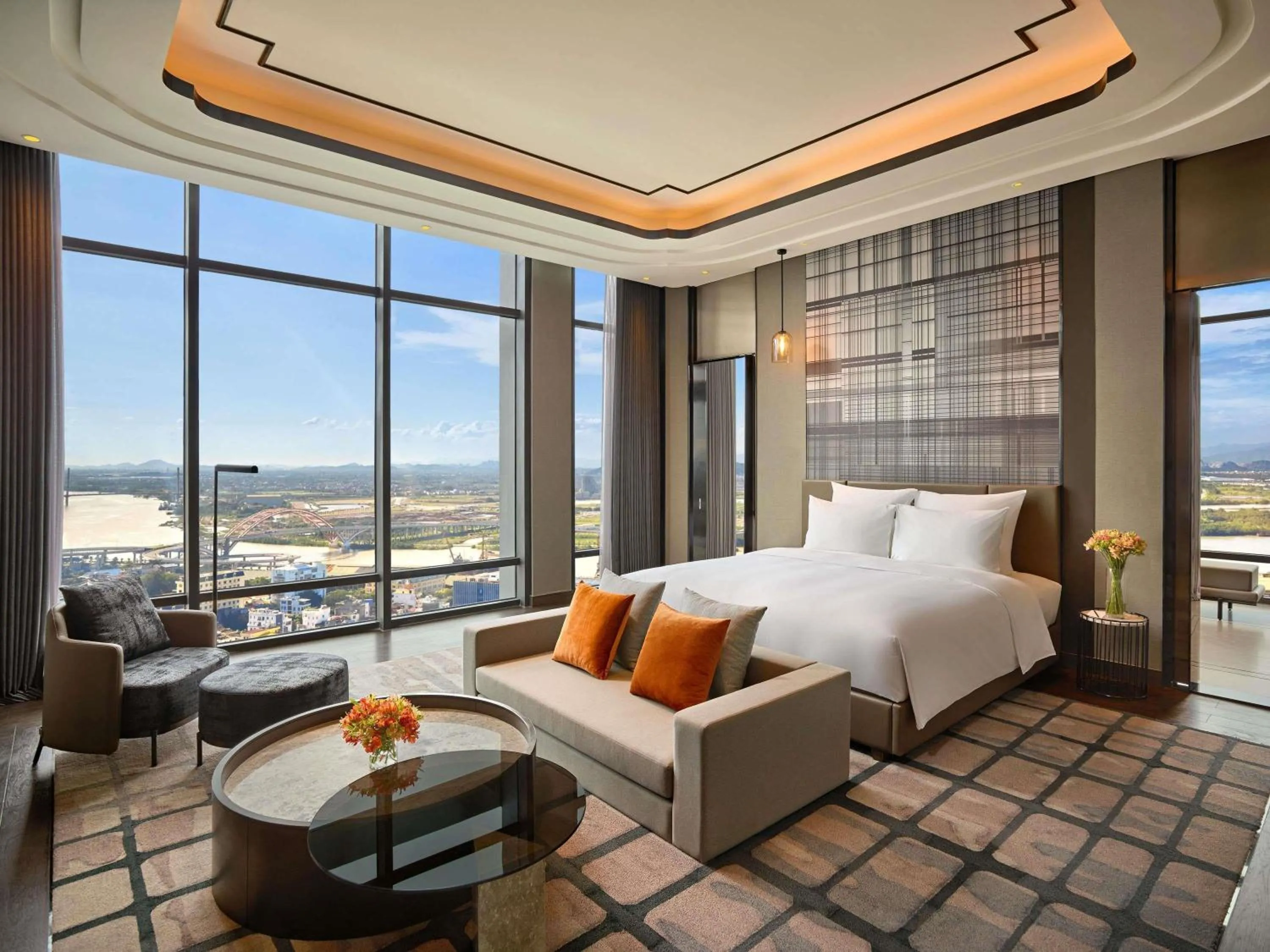 Bedroom, Bed in Pullman Hai Phong Grand Hotel