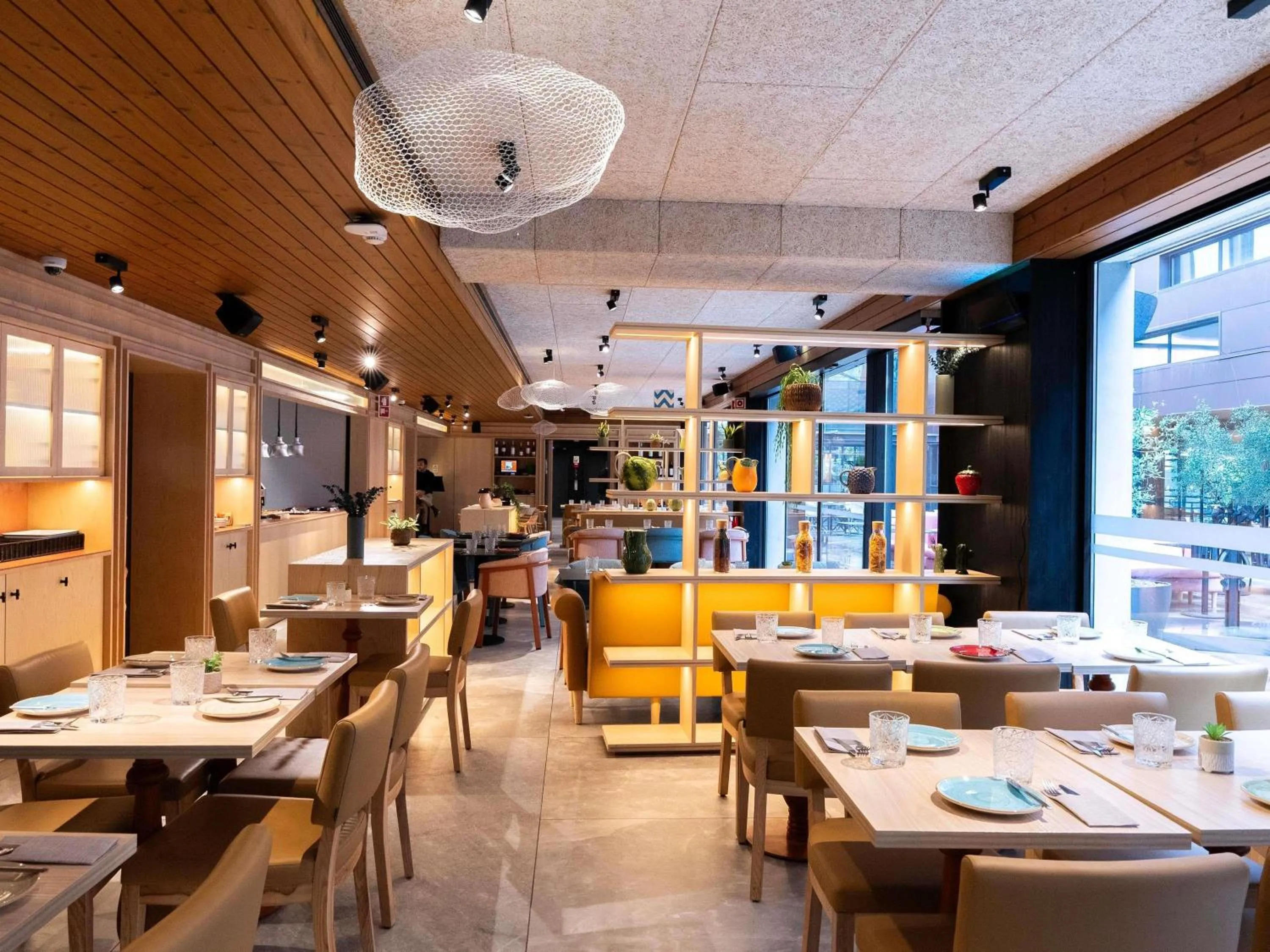 Restaurant/places to eat in ibis Styles Lisboa Aeroporto