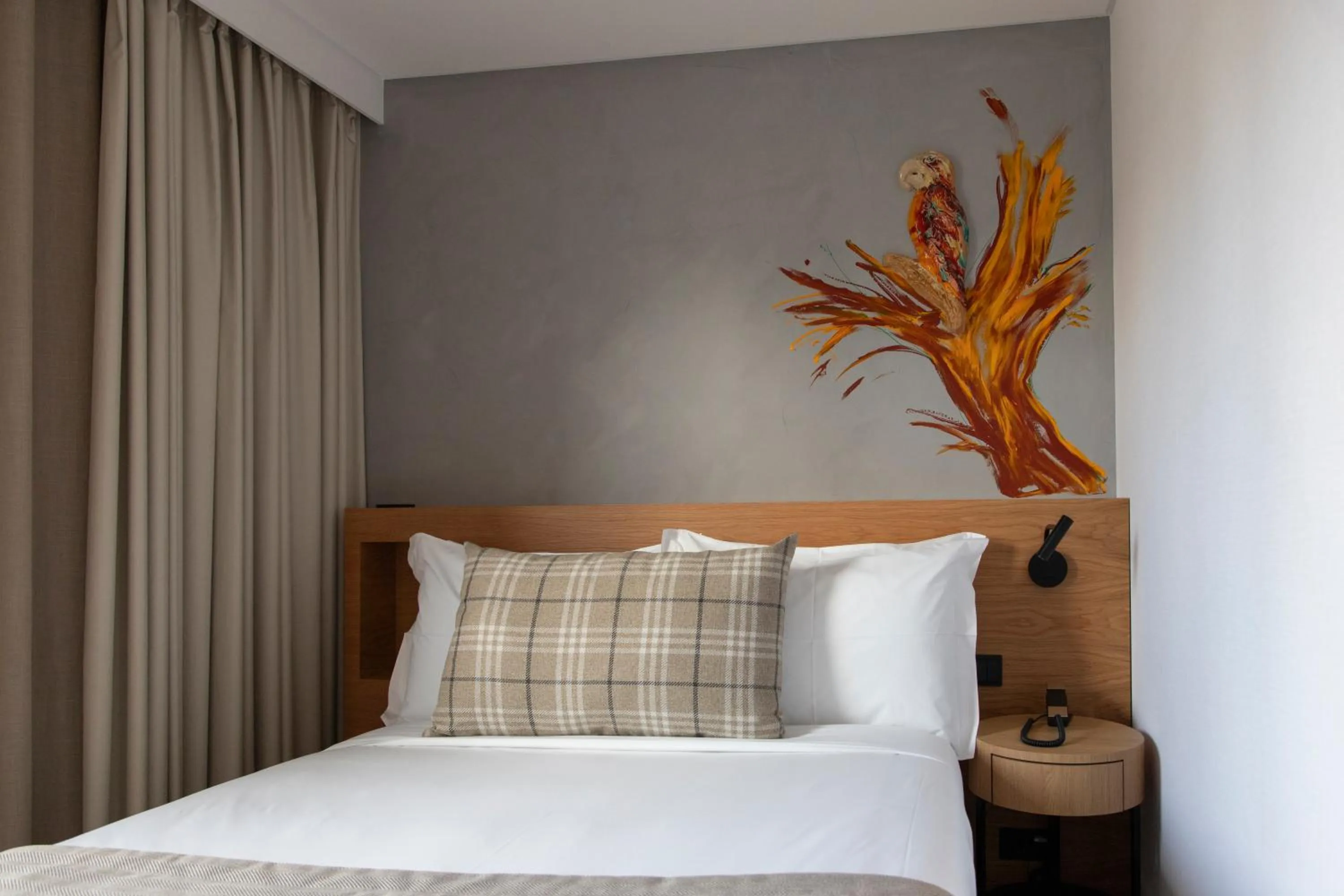 Bedroom, Bed in ibis Styles Lisboa Aeroporto